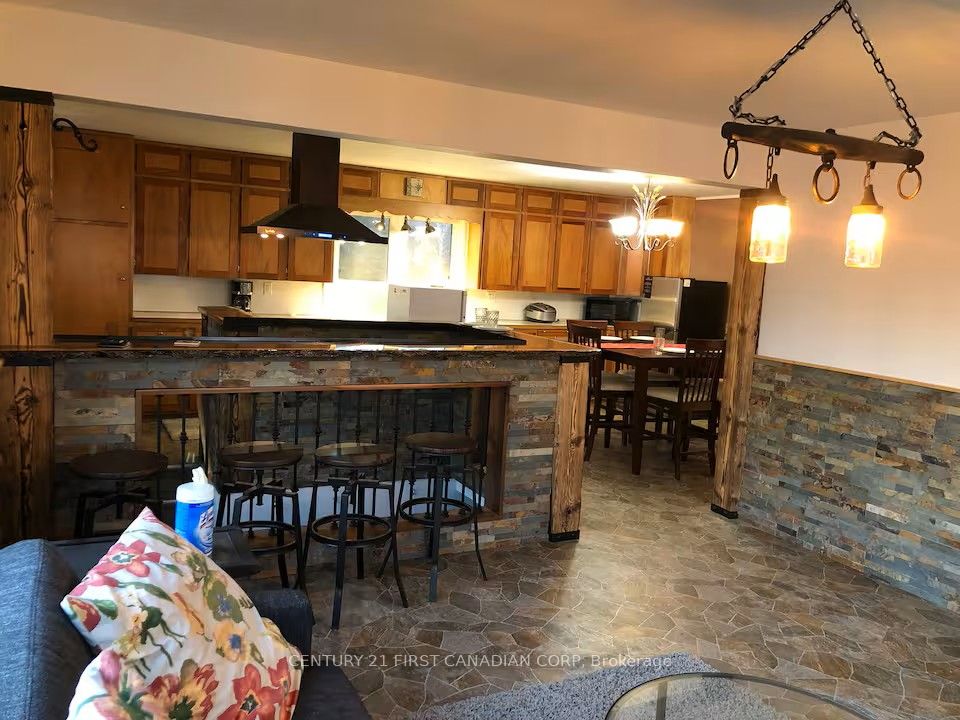 4578 Talbot Trail Property Photo 9