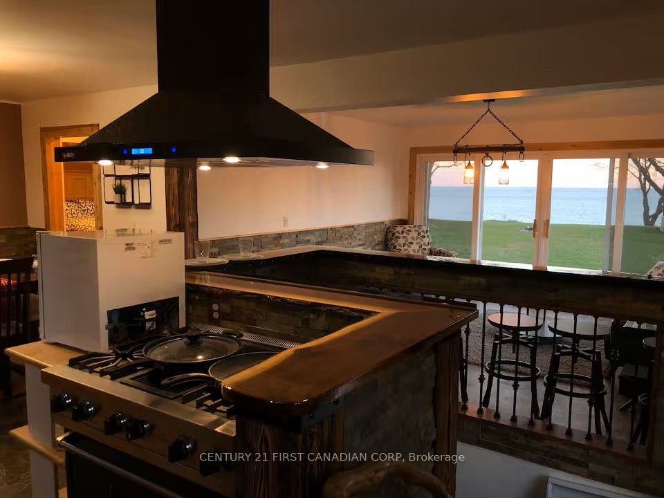4578 Talbot Trail Property Photo 10