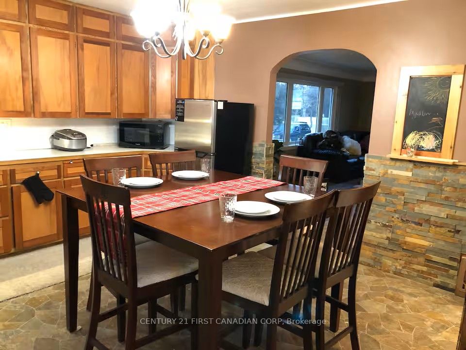 4578 Talbot Trail Property Photo 12