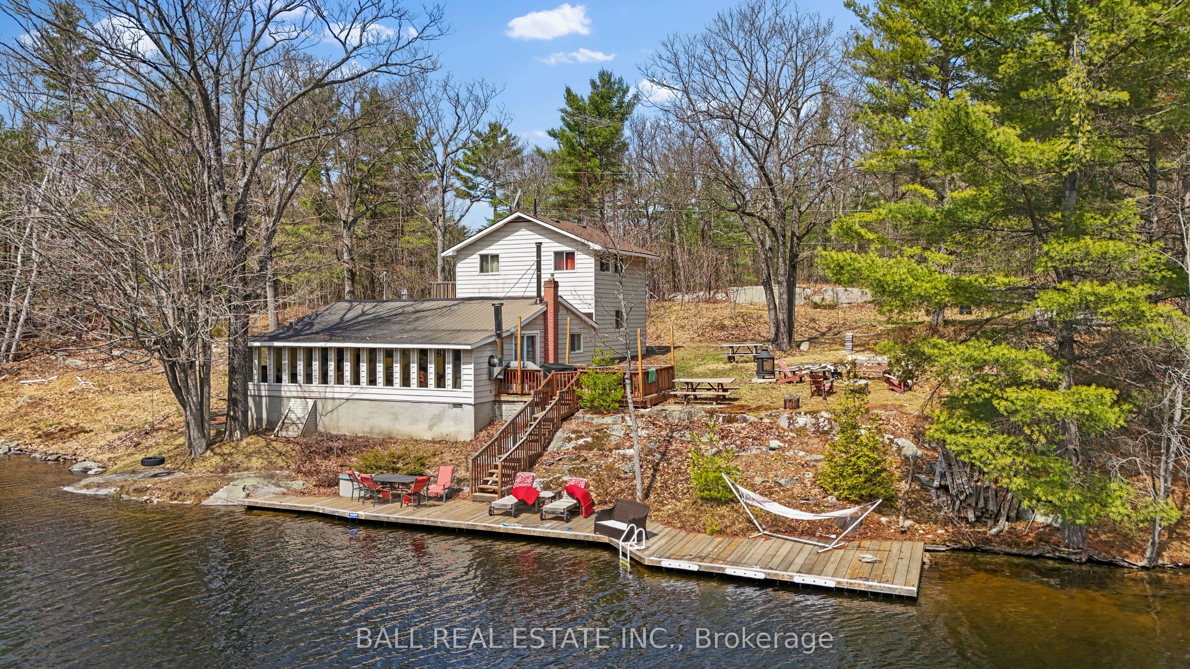 1089 Cedar Crest Lane Property Photo 1