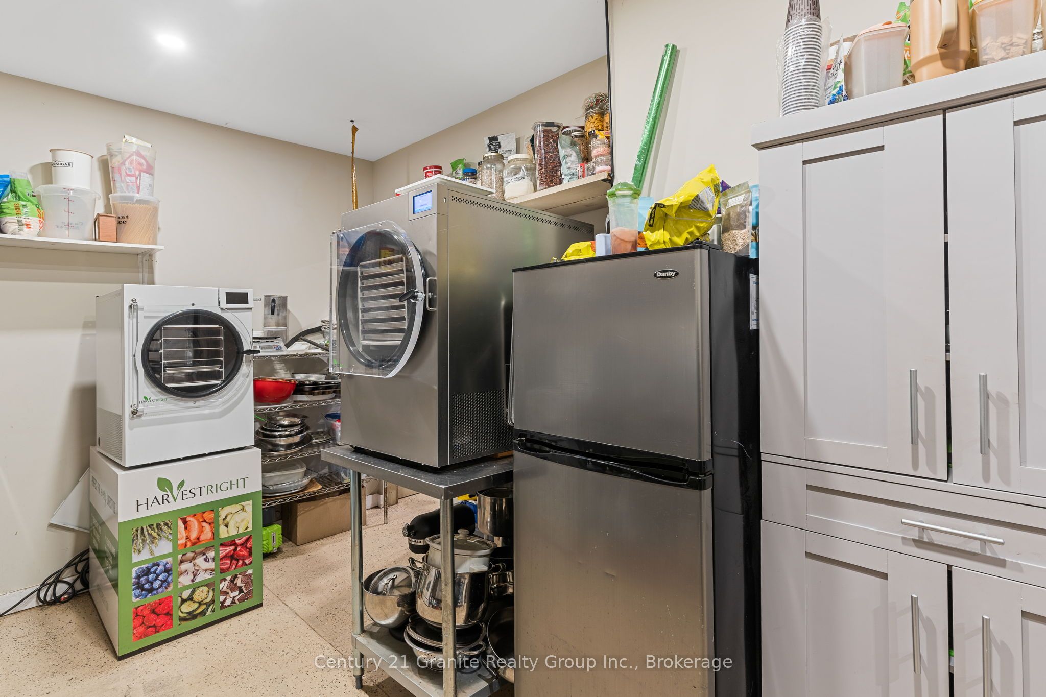 9734 Highway 118 W Property Photo 18