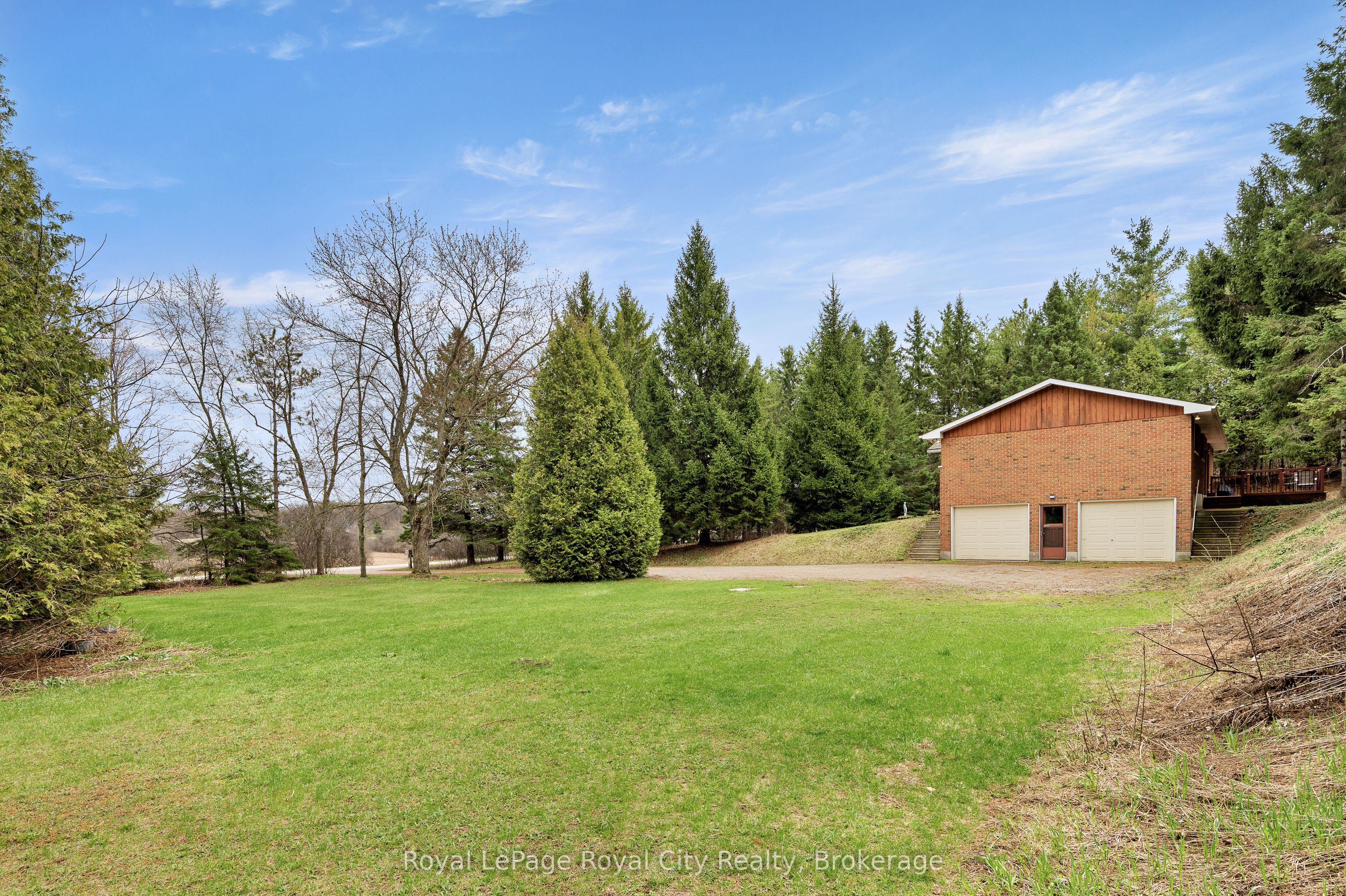 4620 20 Side Road N Property Photo 7