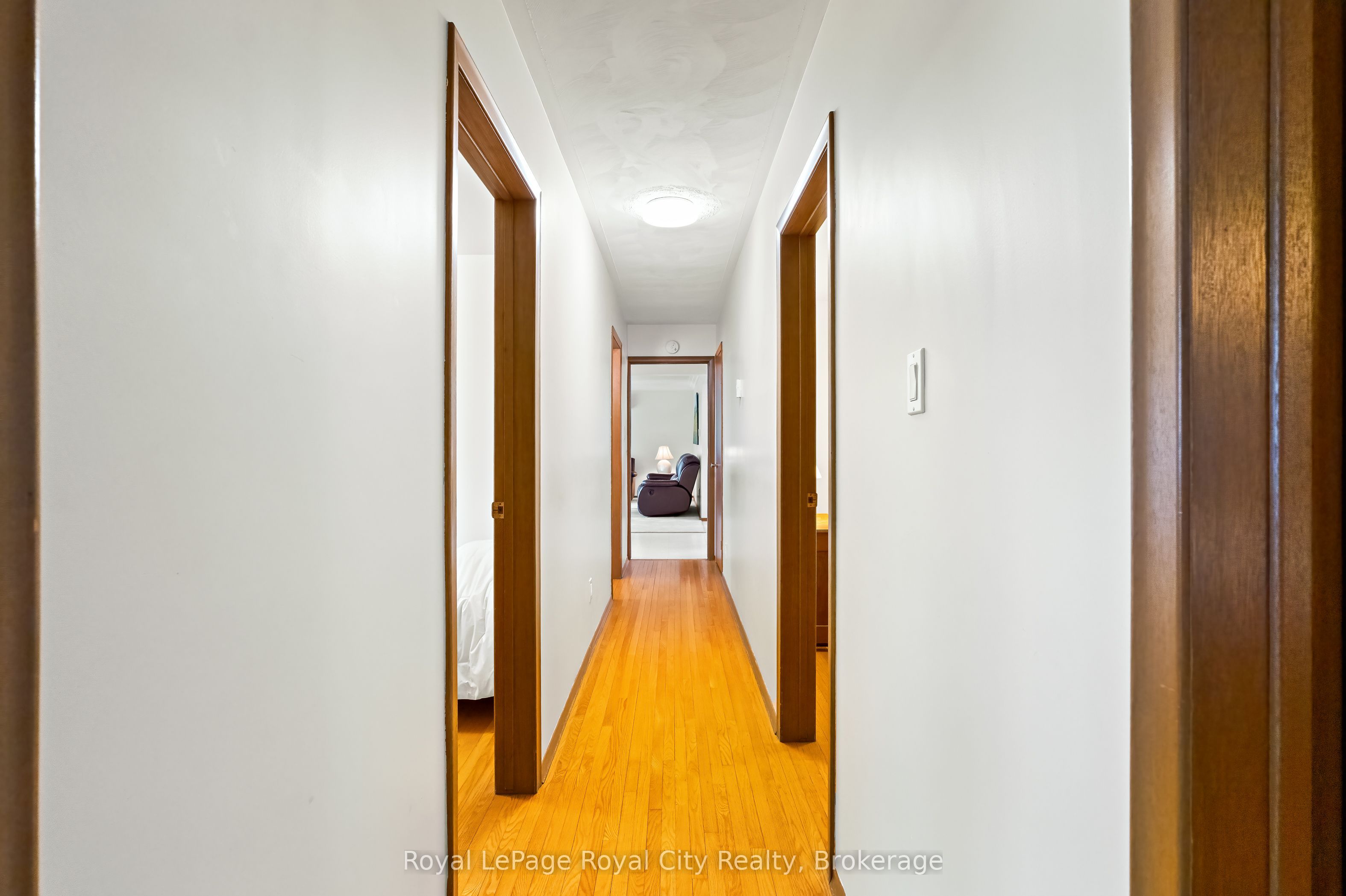 4620 20 Side Road N Property Photo 28