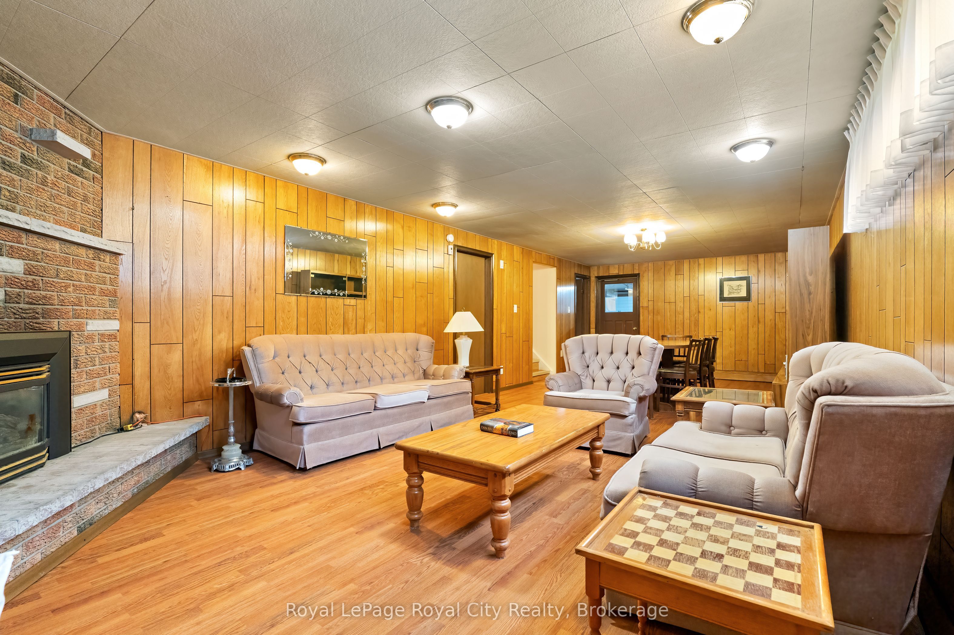 4620 20 Side Road N Property Photo 35