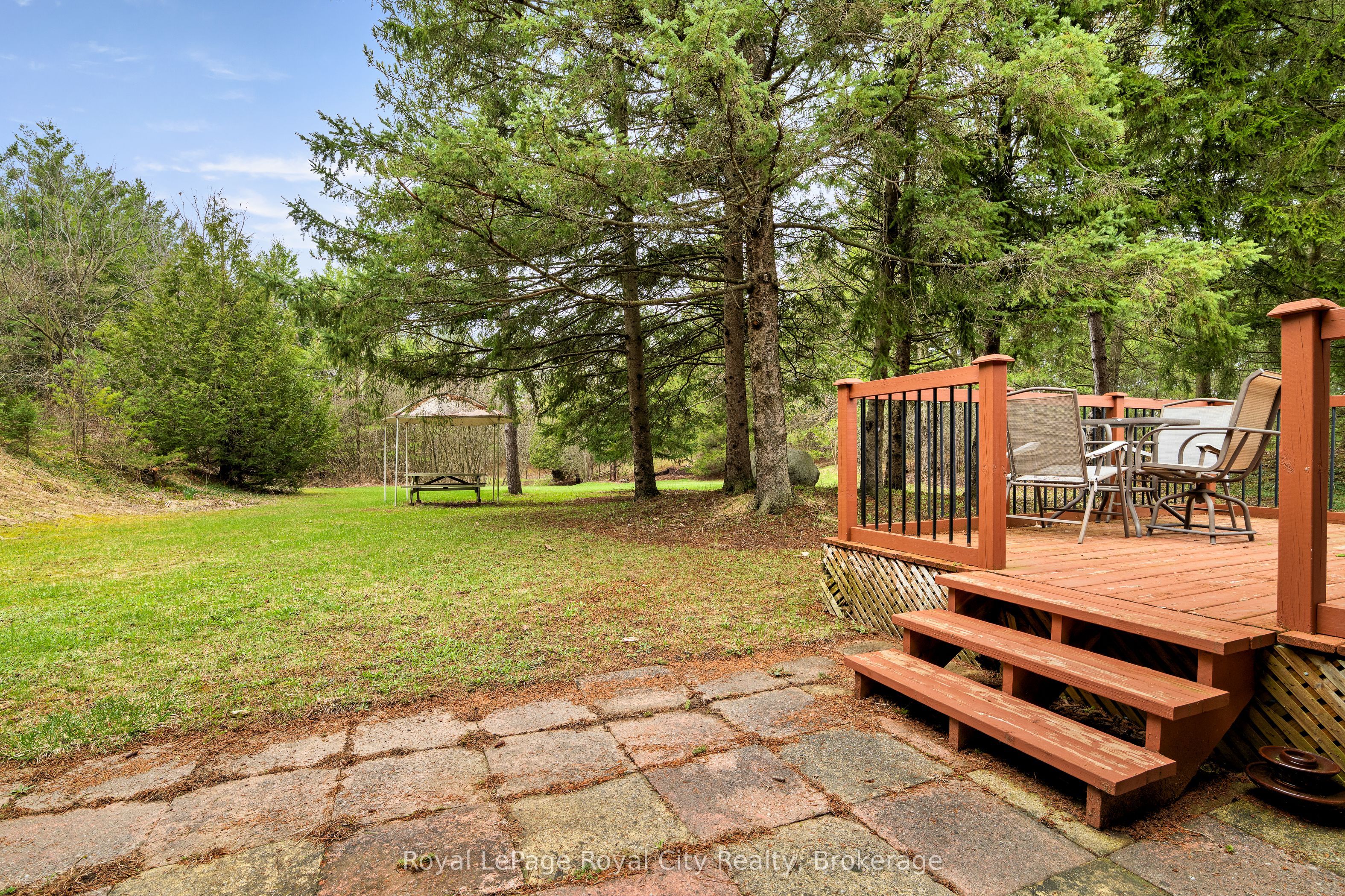 4620 20 Side Road N Property Photo 37