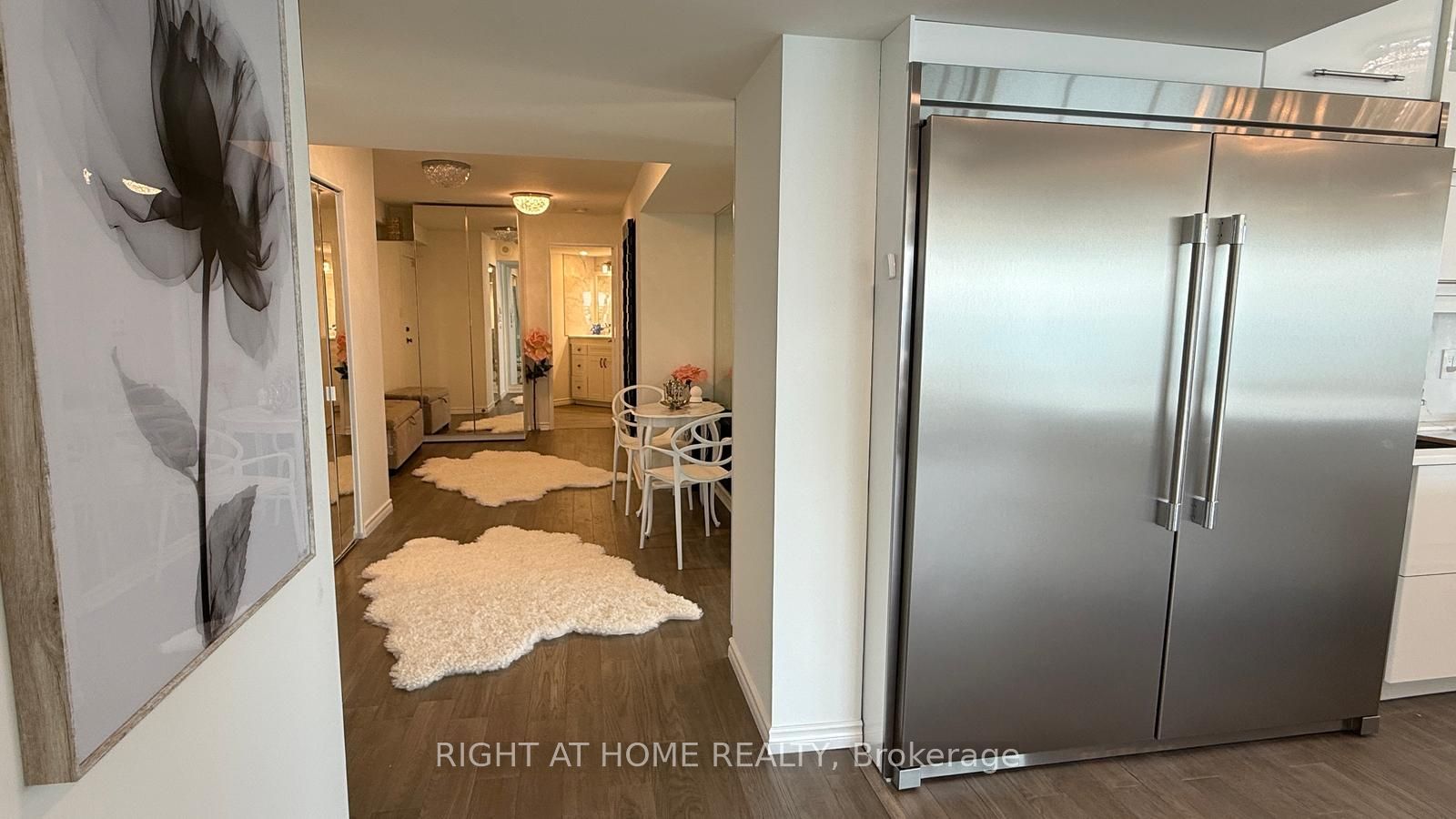 185 Ontario Street 1301 Property Photo 18