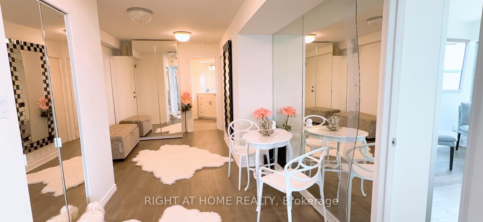 185 Ontario Street 1301 Property Photo 19