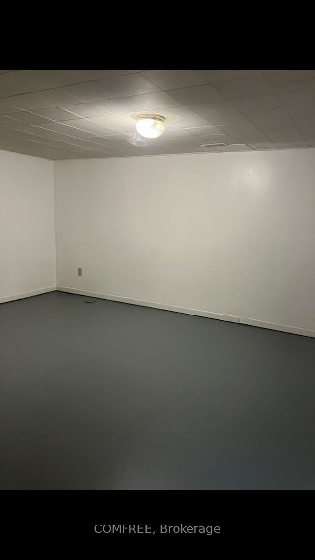 560 Short Street Property Photo 15