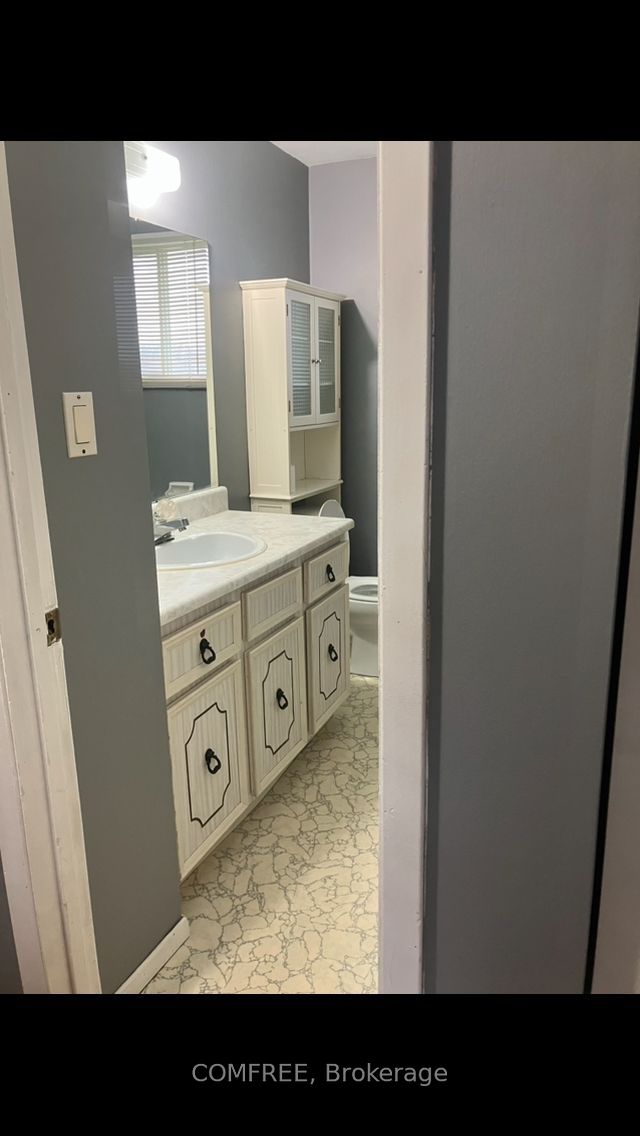 560 Short Street Property Photo 21