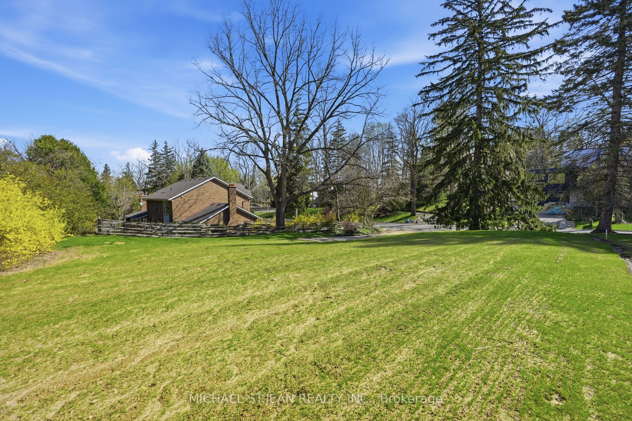 206 Lovers Lane Property Photo 15