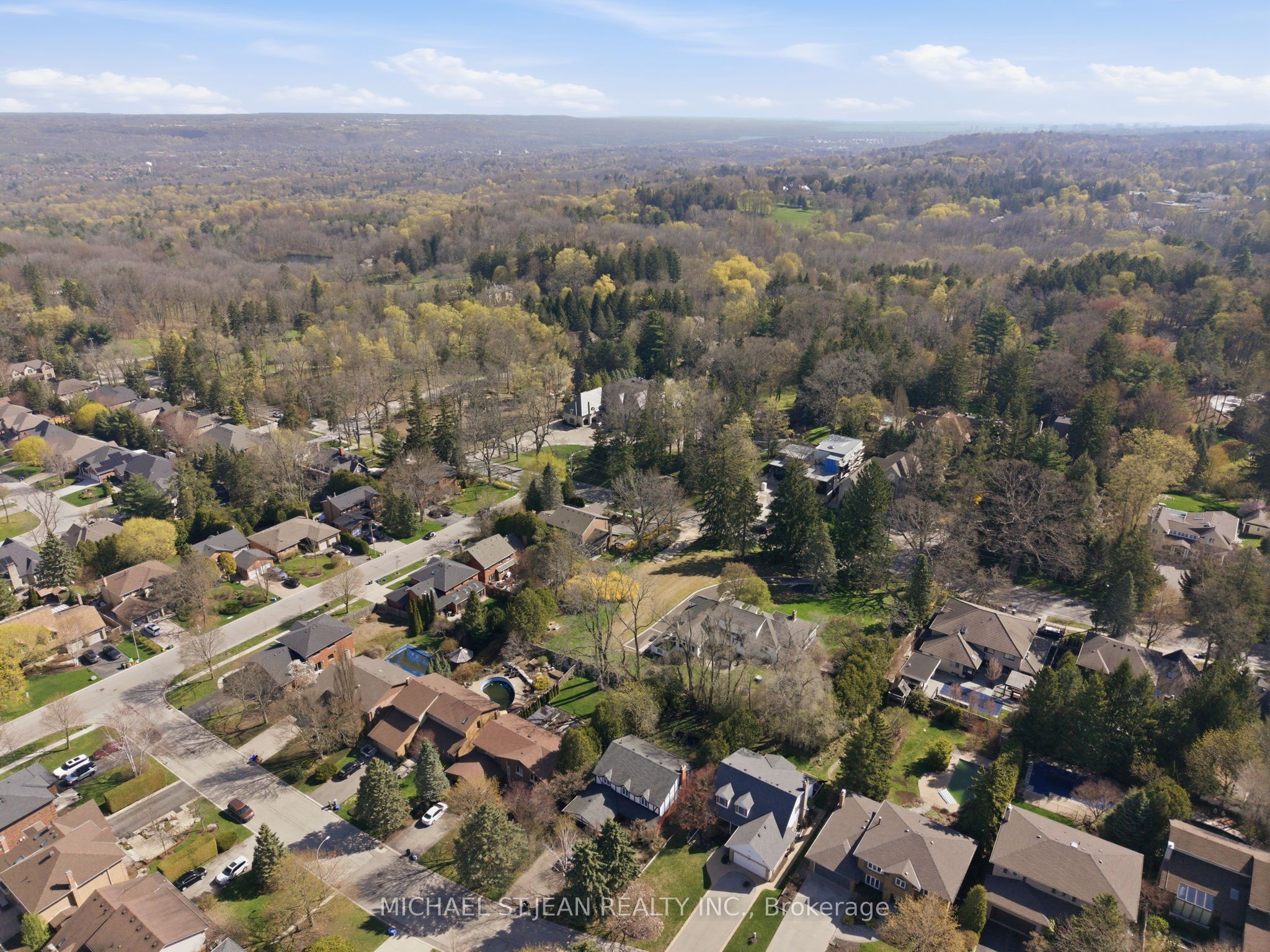 206 Lovers Lane Property Photo 18