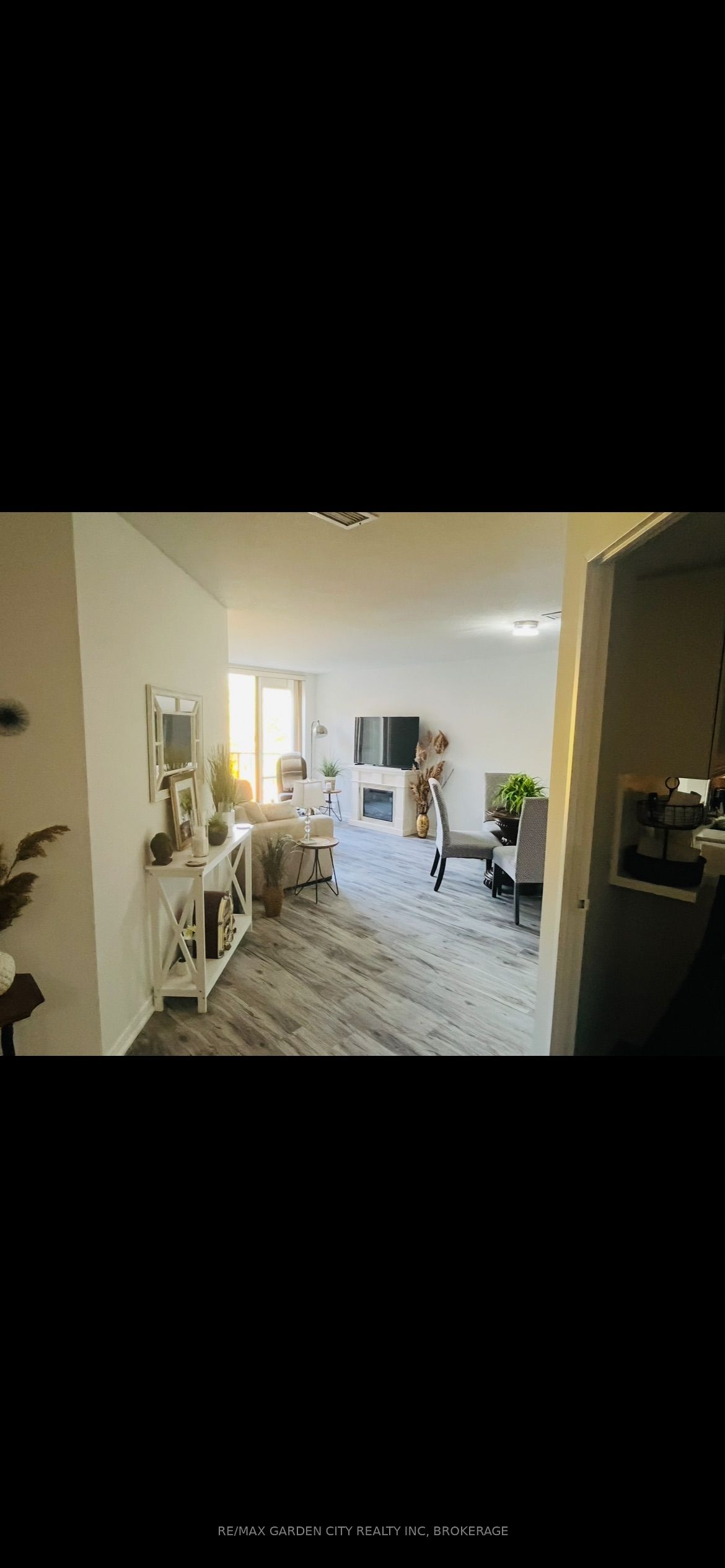 8111 Forest Glen Drive 504 Property Photo 4