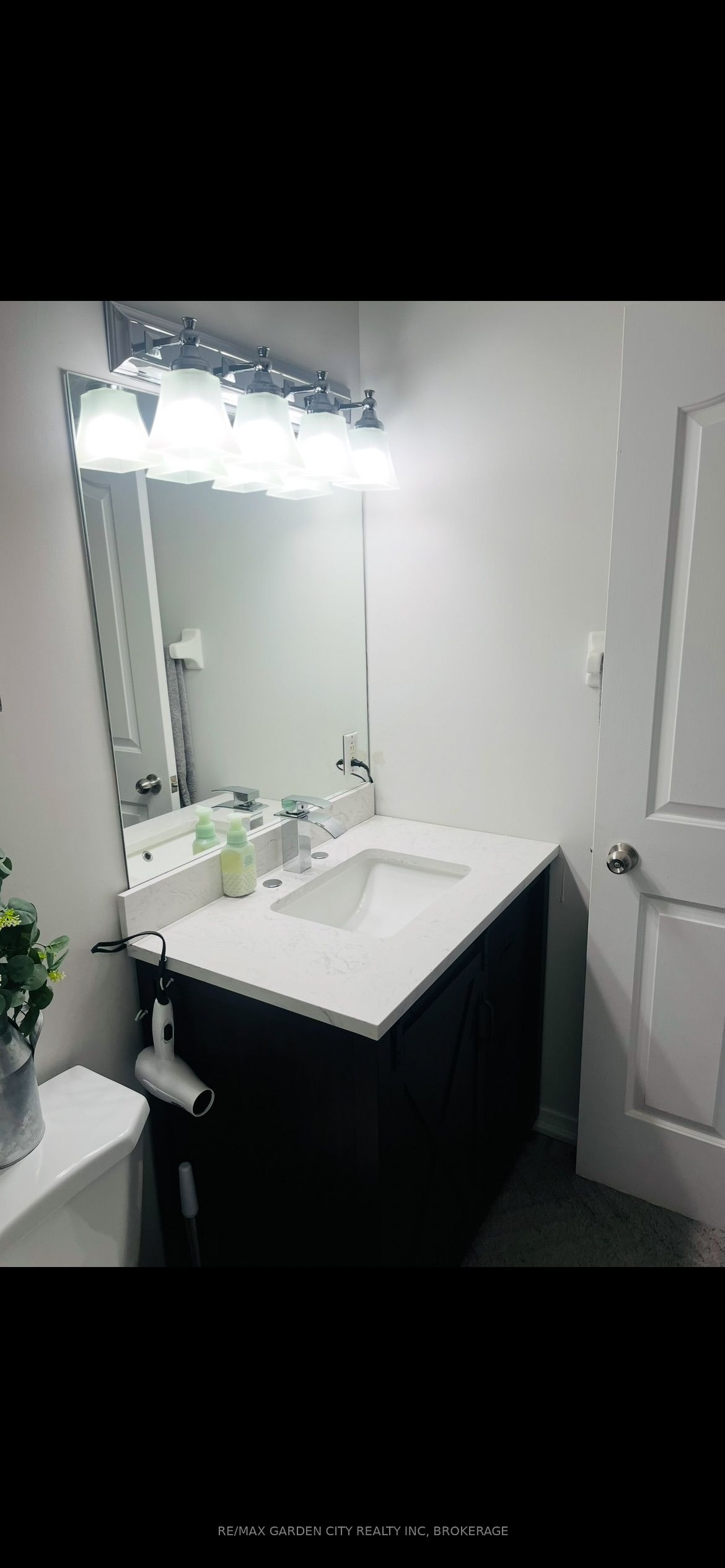 8111 Forest Glen Drive 504 Property Photo 13