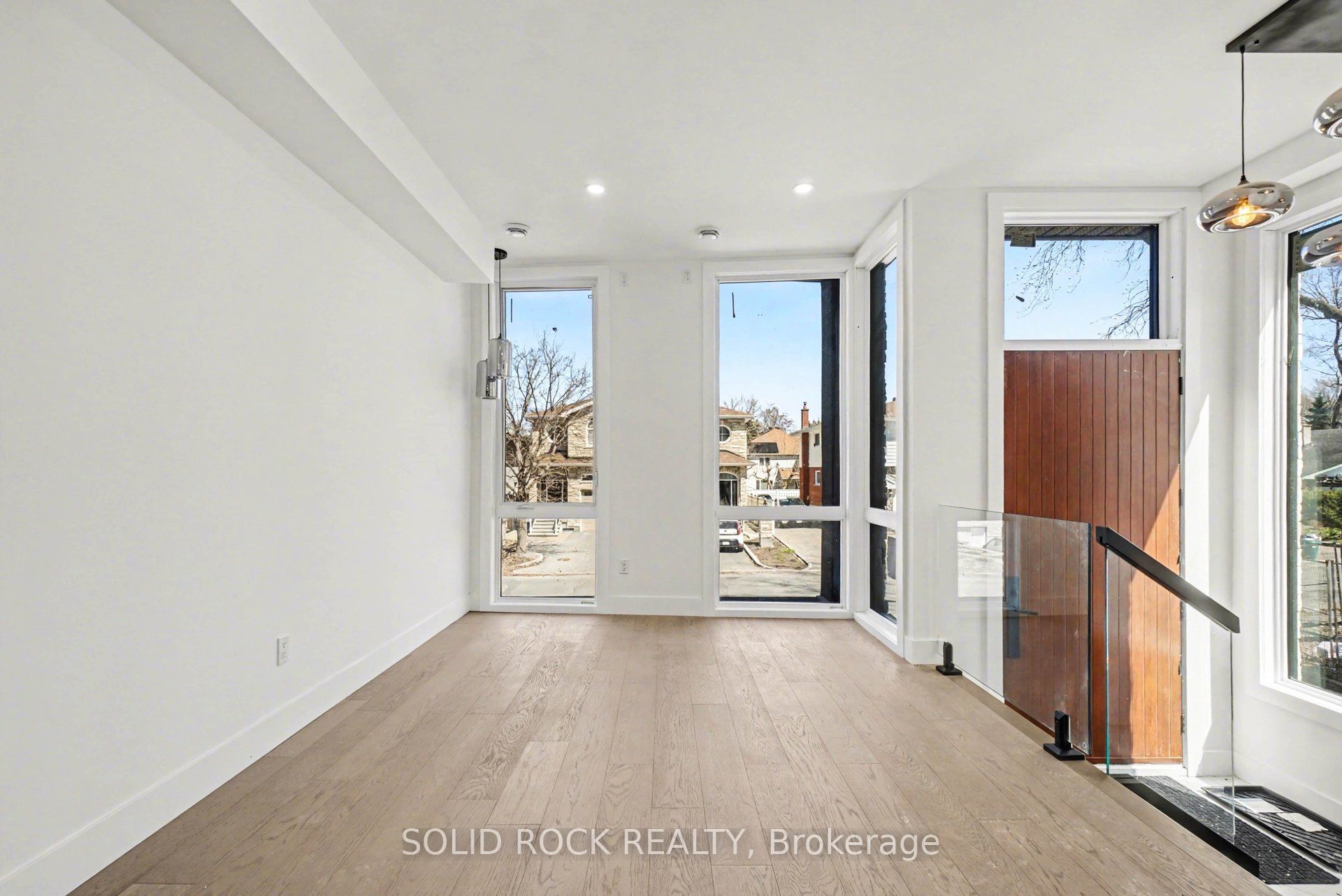 828 Alpine Avenue Property Photo 4