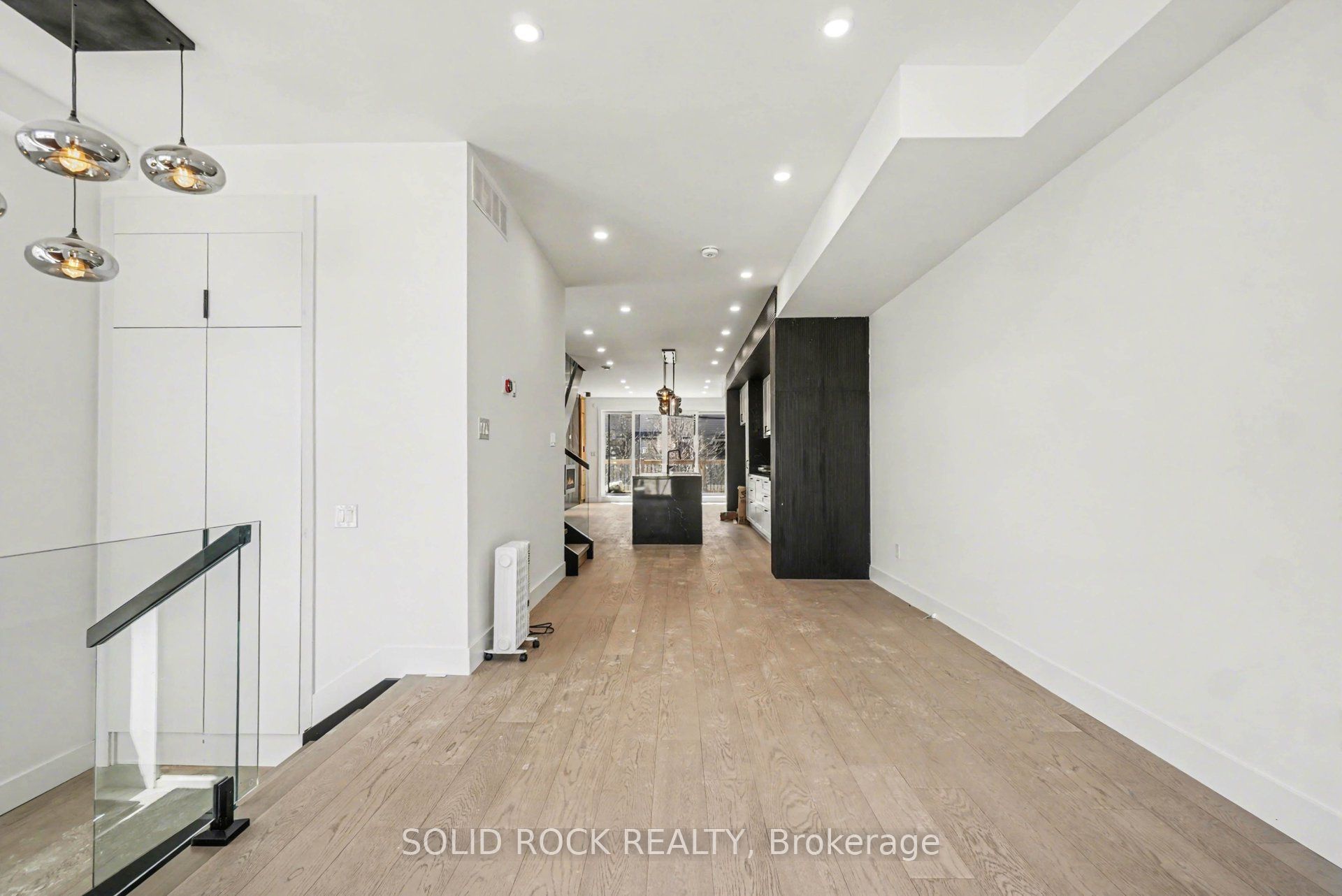 828 Alpine Avenue Property Photo 6