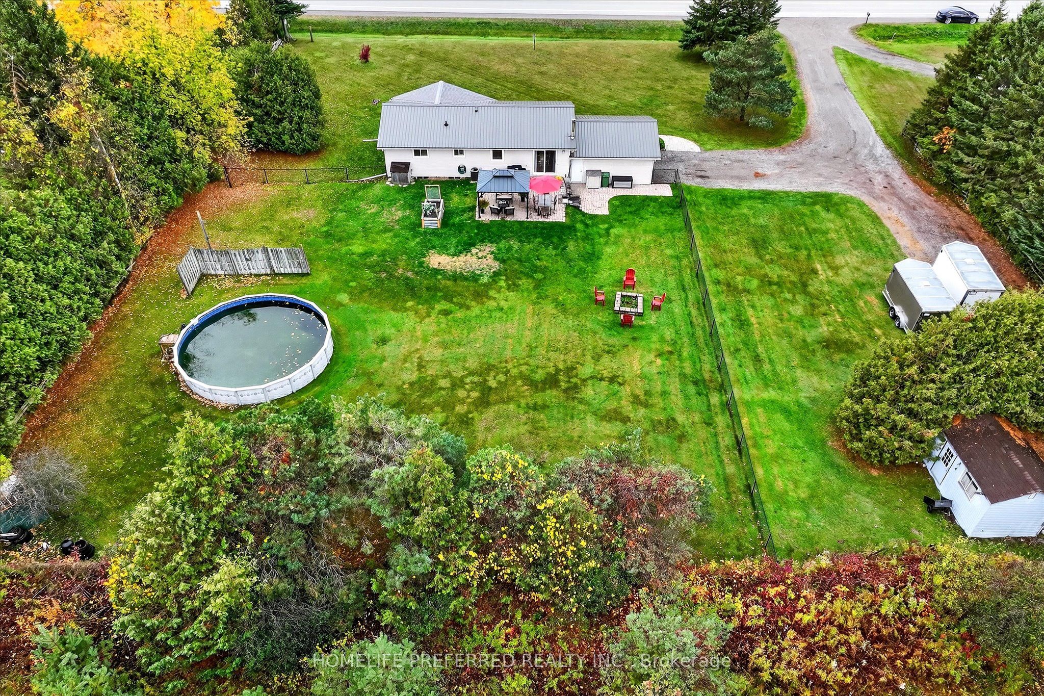 530 Centreline Road Property Photo 7