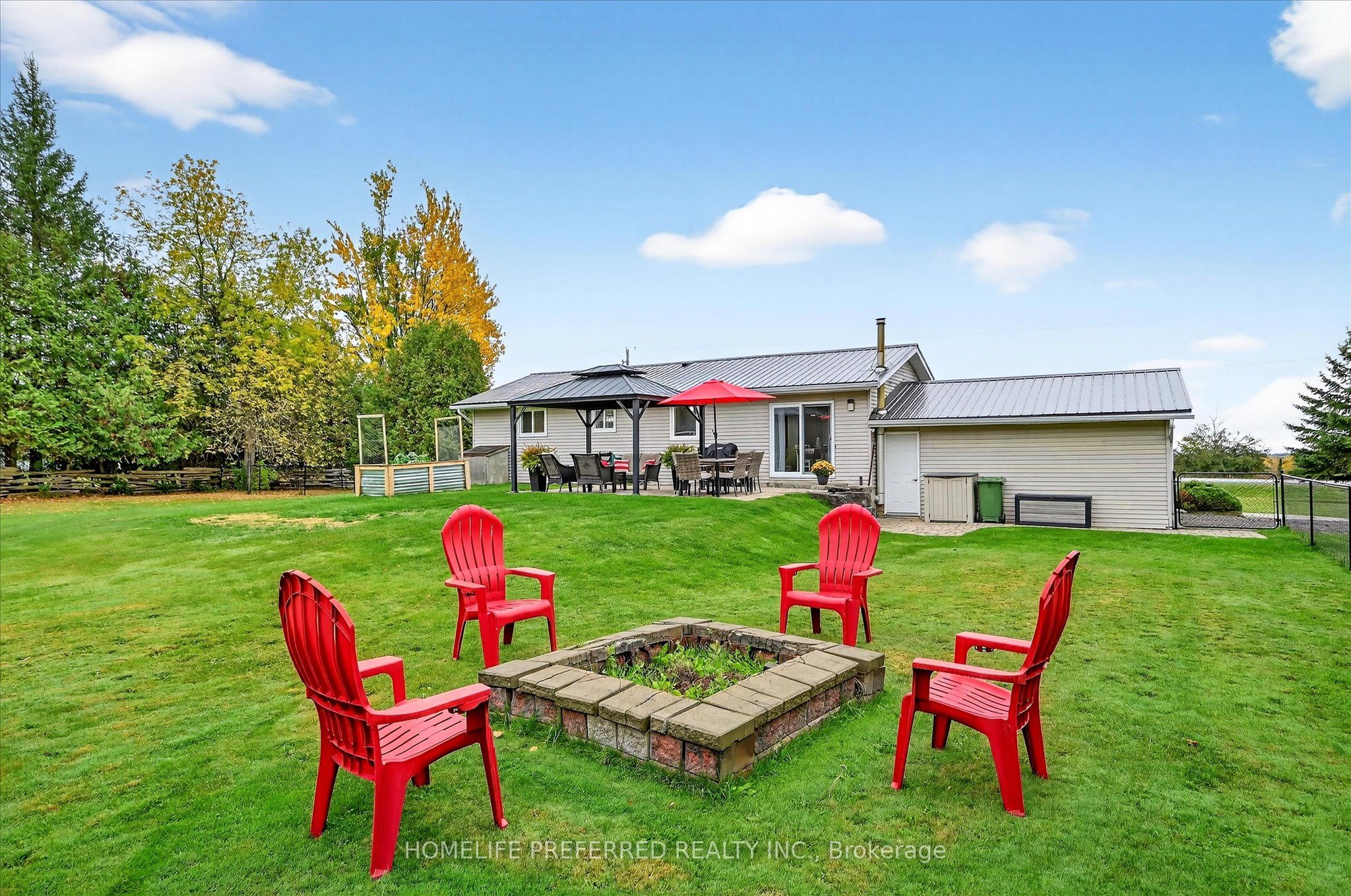 530 Centreline Road Property Photo 8