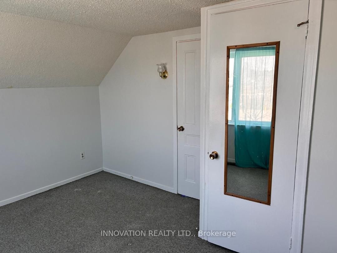 1146 Gabriel Street Property Photo 14