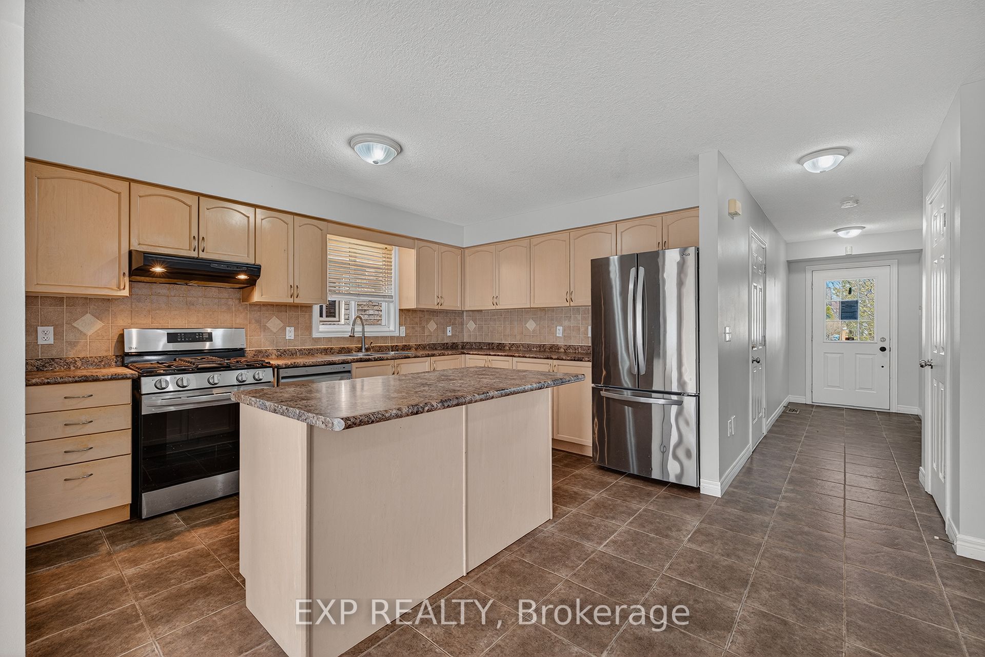19 Sinclair Street Property Photo 4