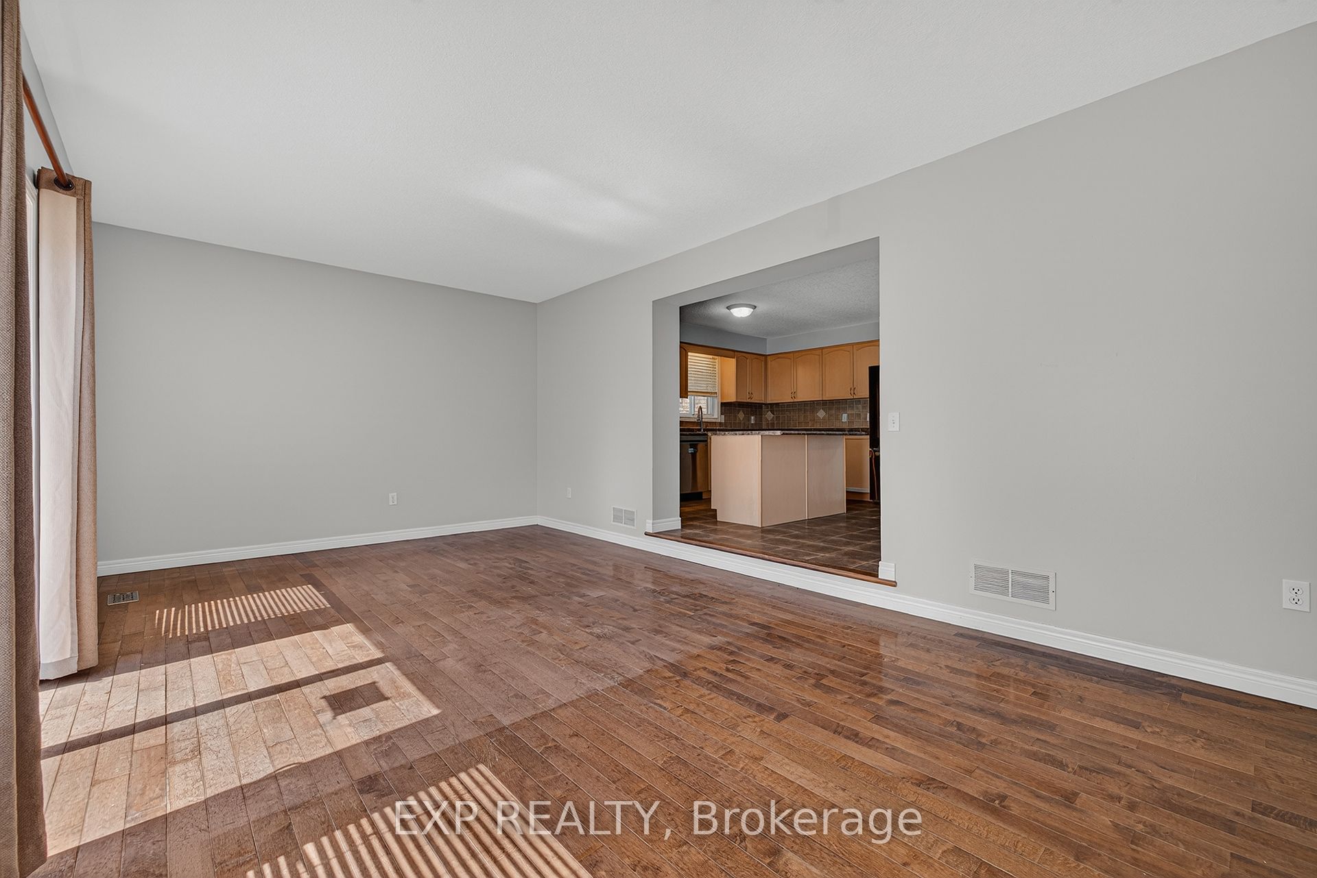 19 Sinclair Street Property Photo 11