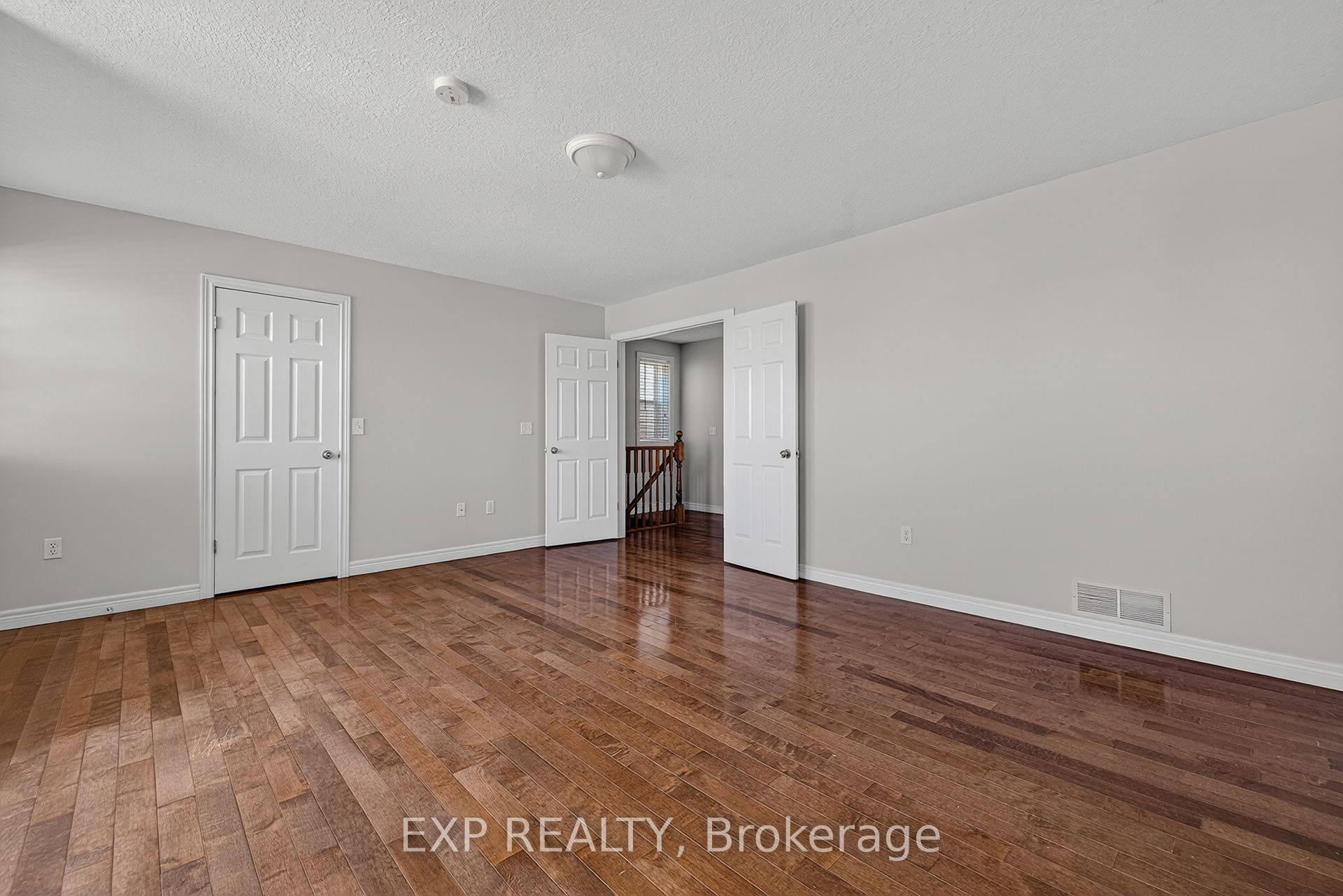 19 Sinclair Street Property Photo 16