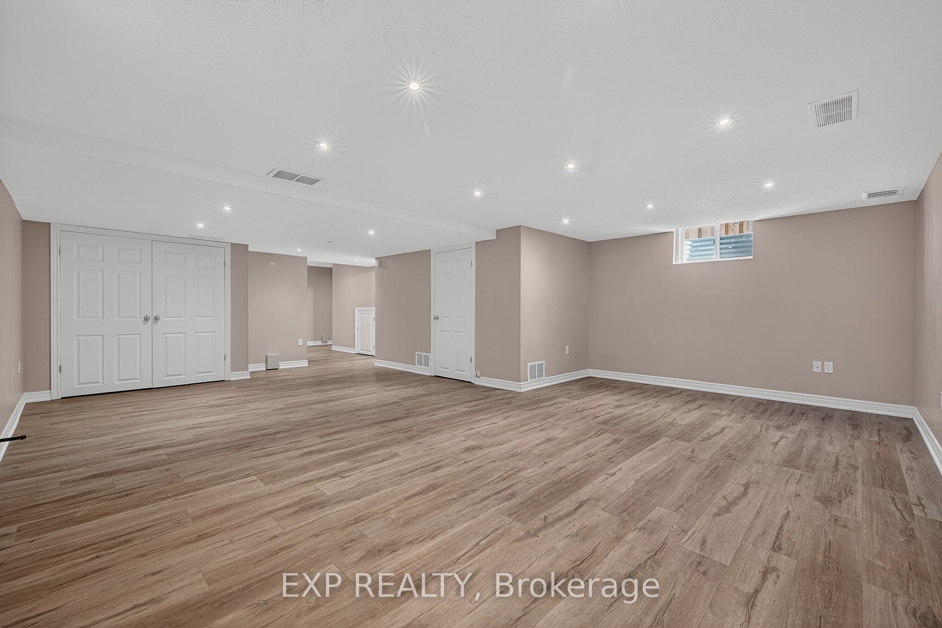 19 Sinclair Street Property Photo 25