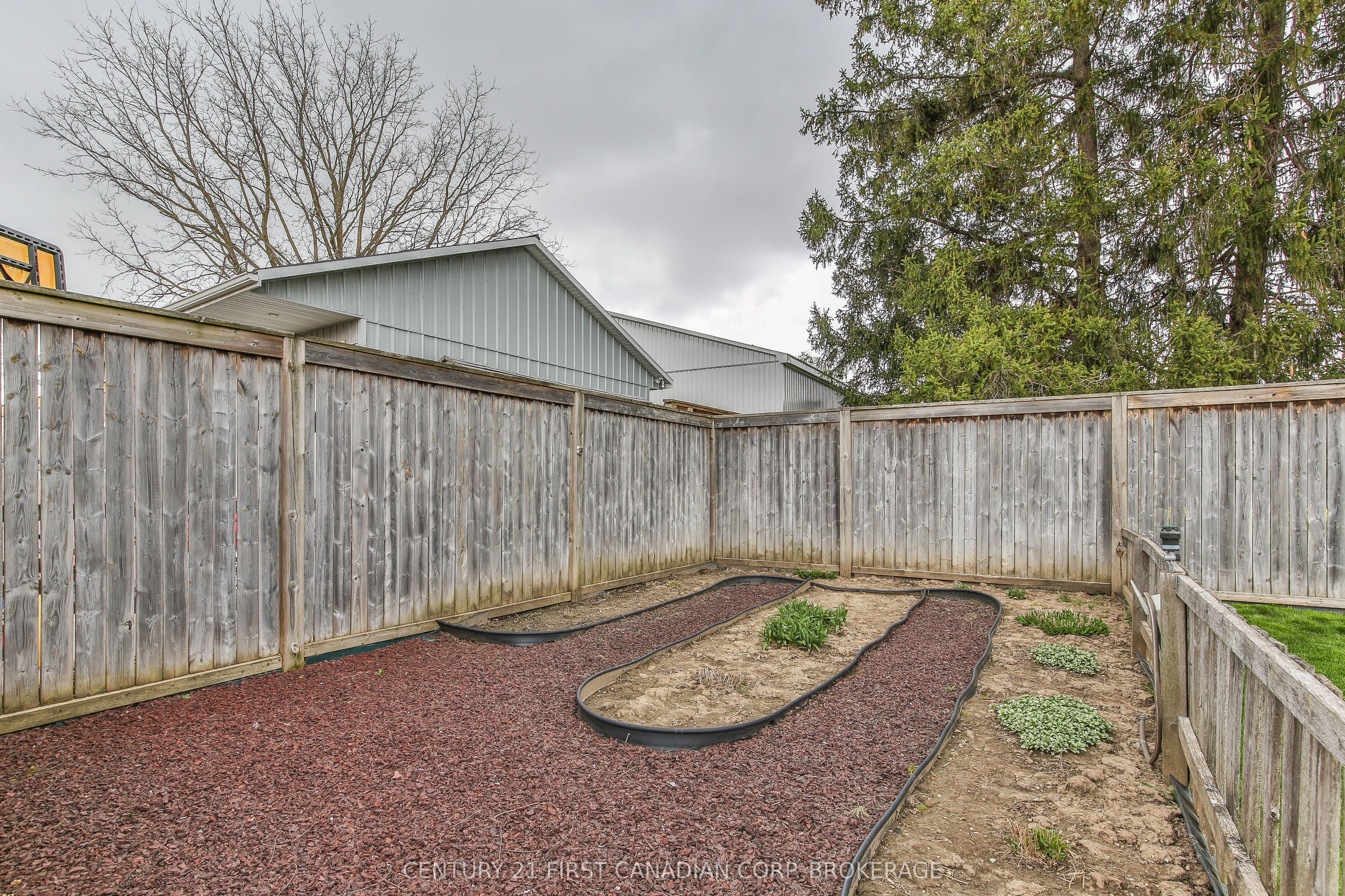 232 Brock Street Property Photo 43