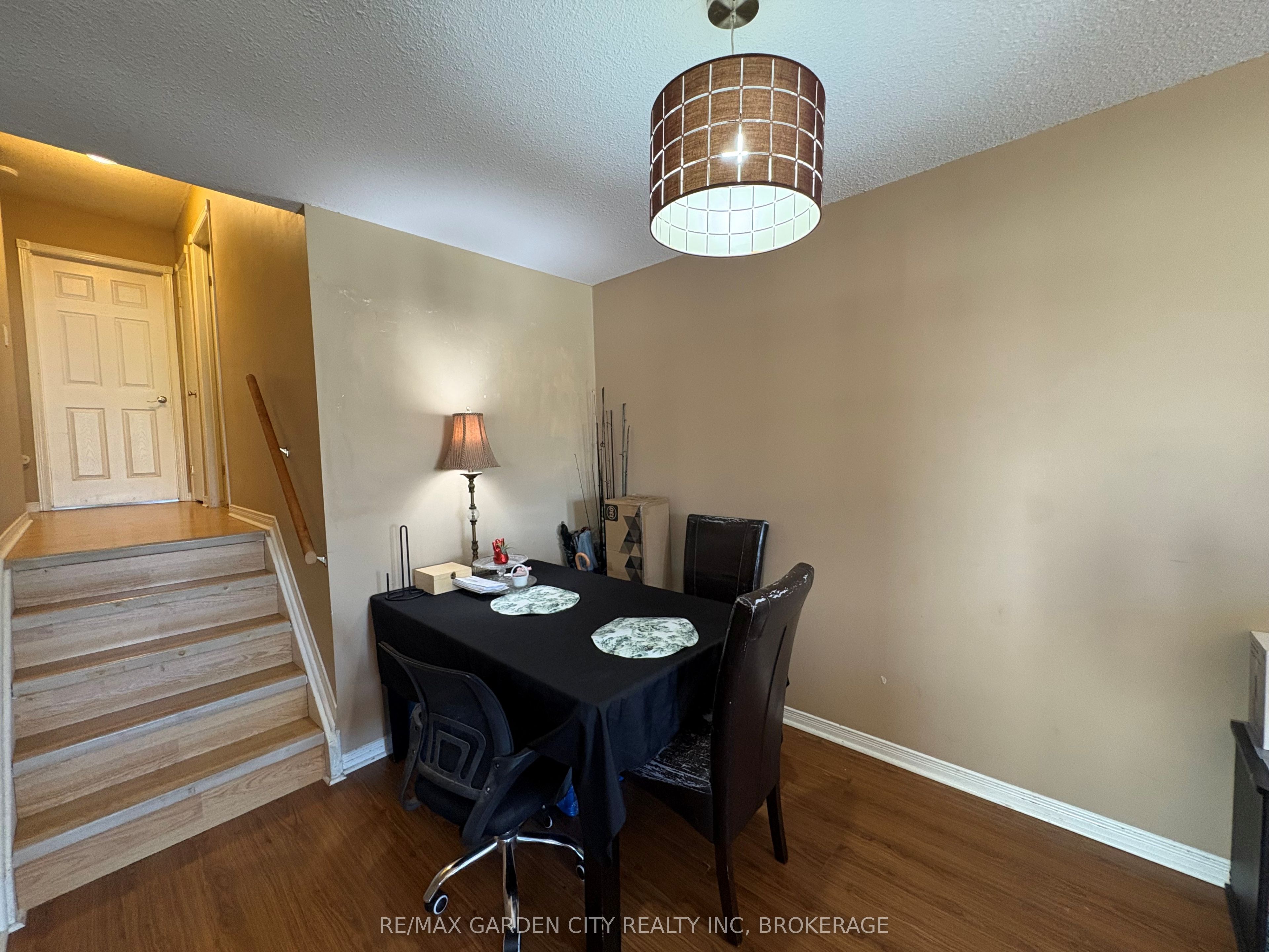 23 Poplar Crescent Property Photo 5