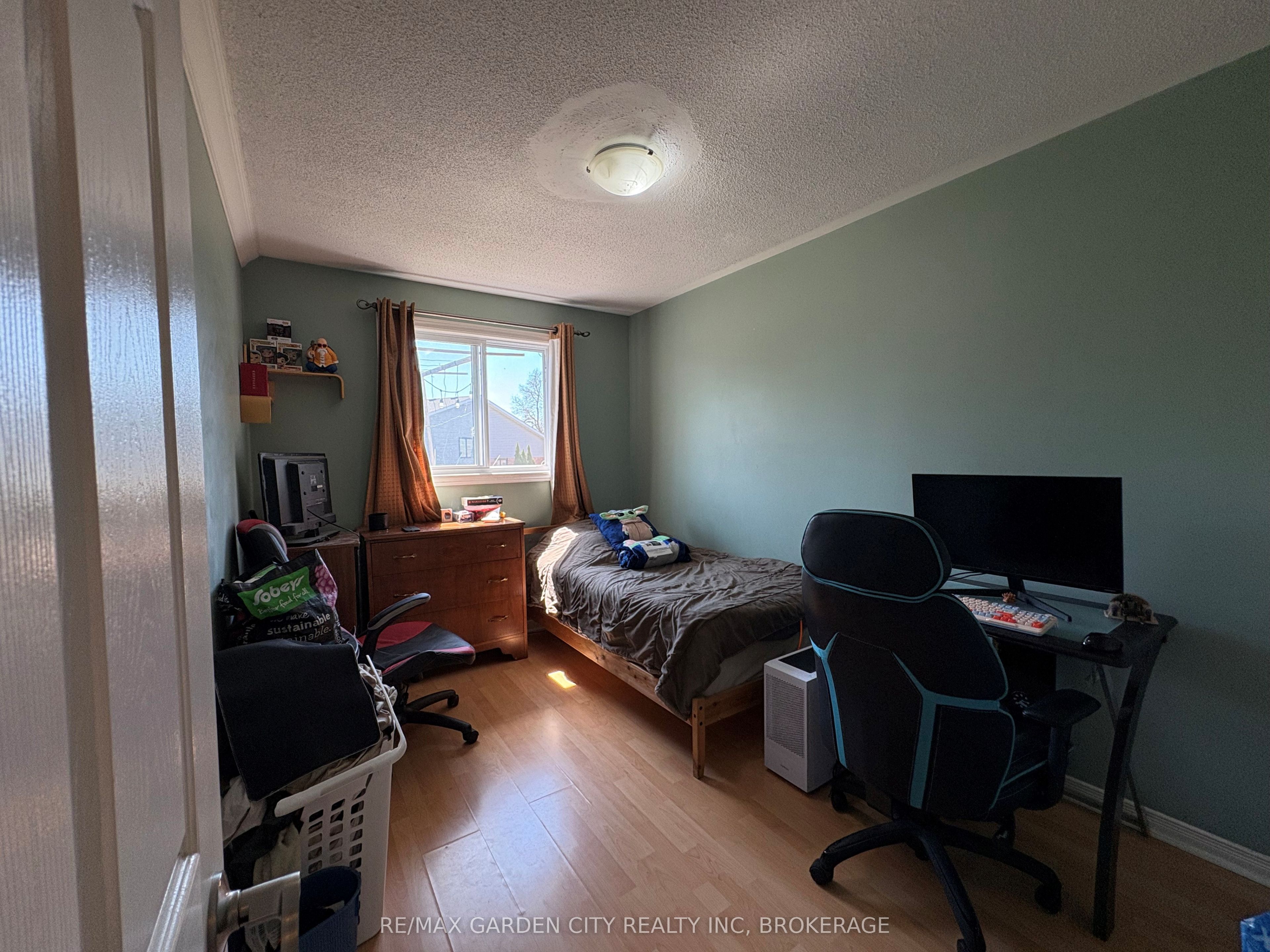 23 Poplar Crescent Property Photo 12