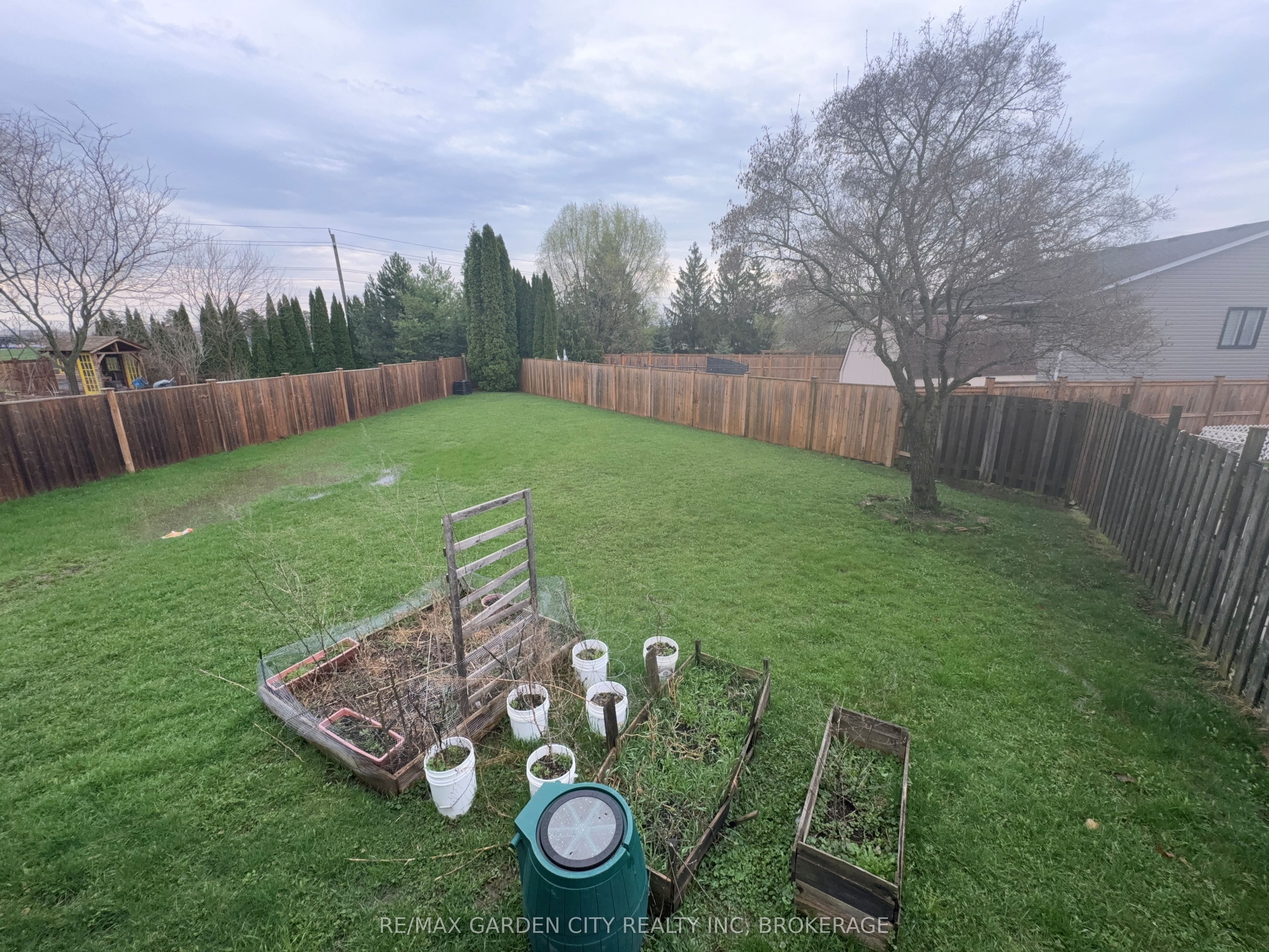 23 Poplar Crescent Property Photo 15