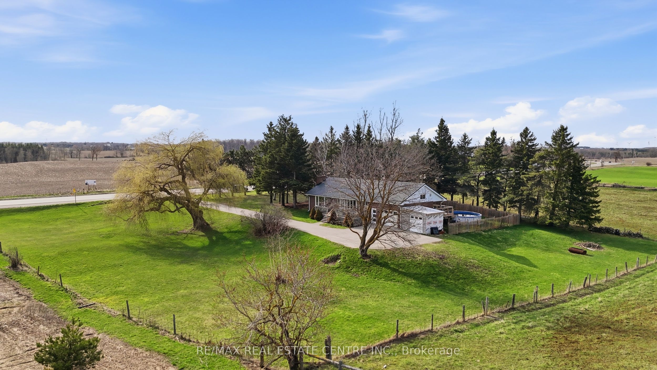 517021 County Rd 124 Road Property Photo 3