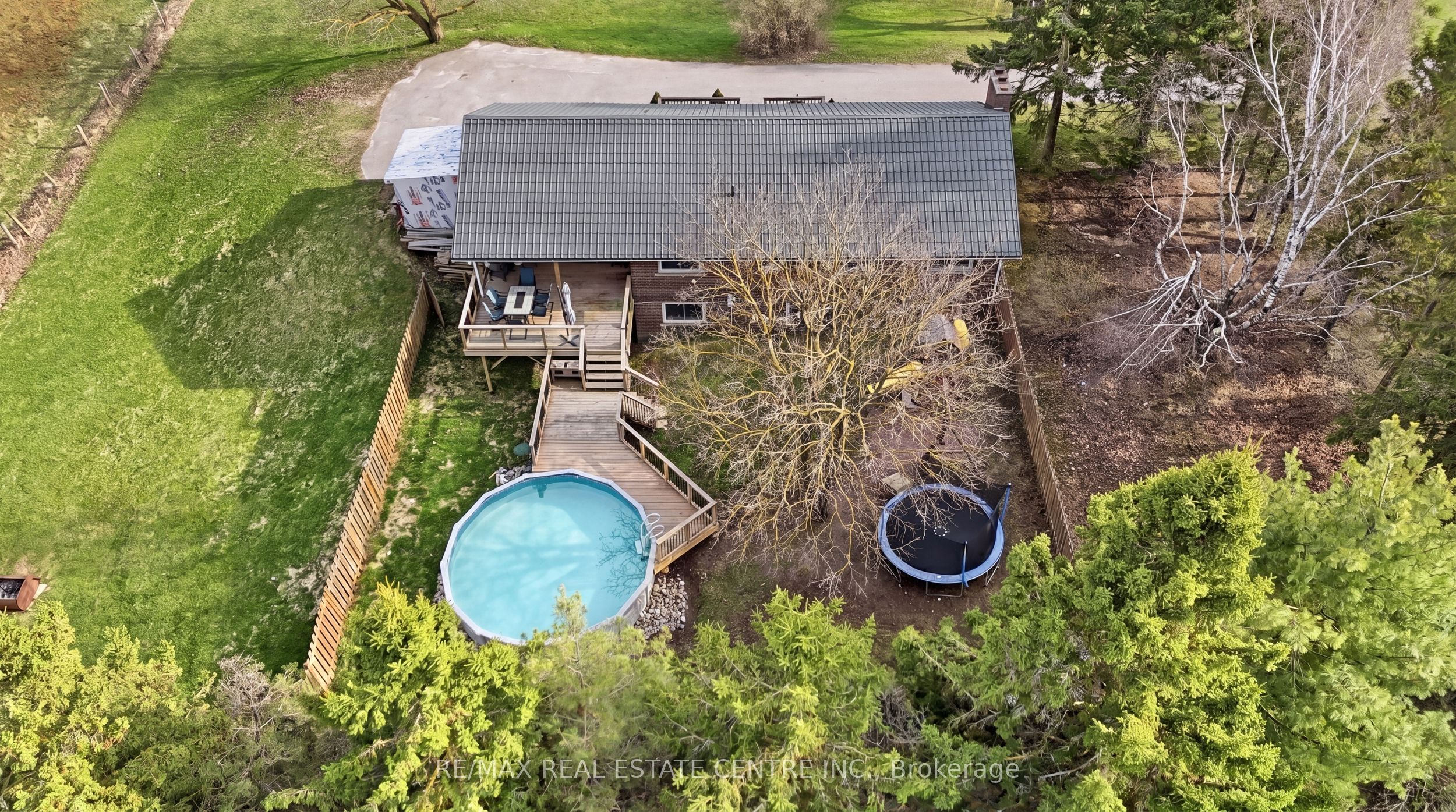 517021 County Rd 124 Road Property Photo 4