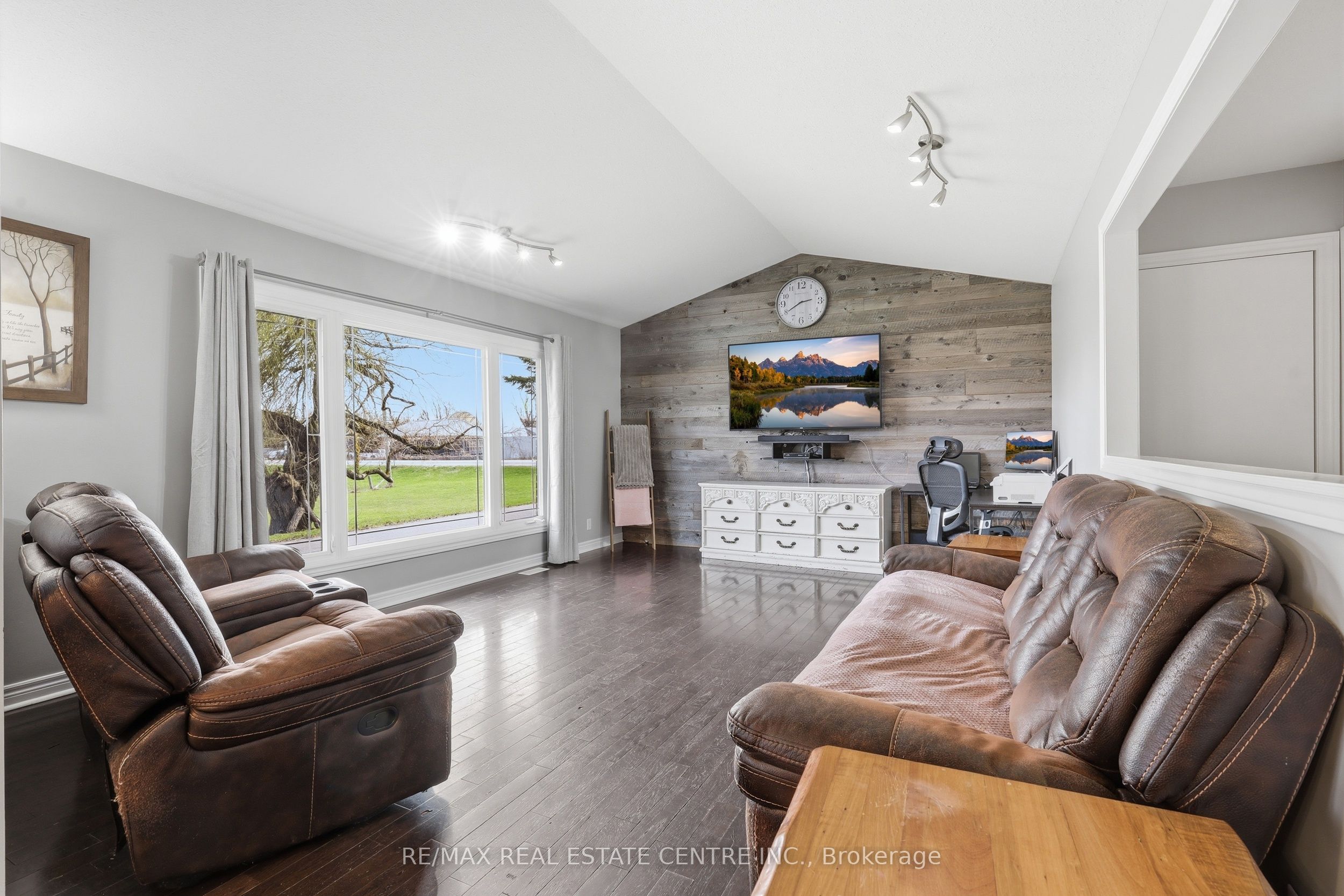 517021 County Rd 124 Road Property Photo 11