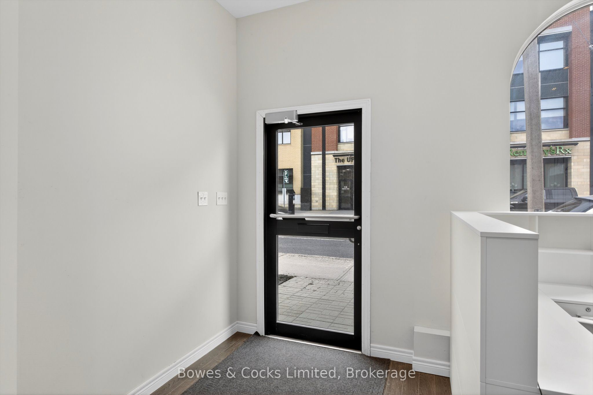 269 Charlotte Street Property Photo 3