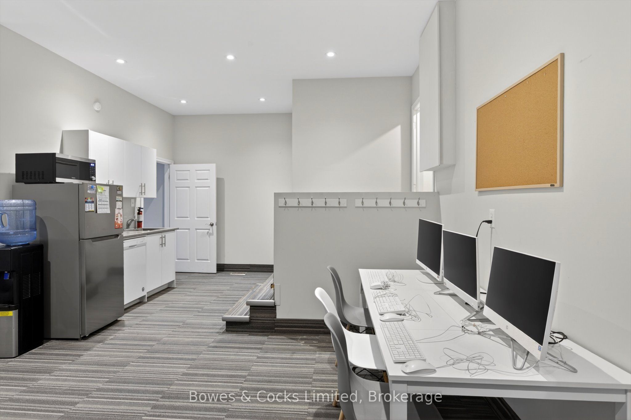 269 Charlotte Street Property Photo 22