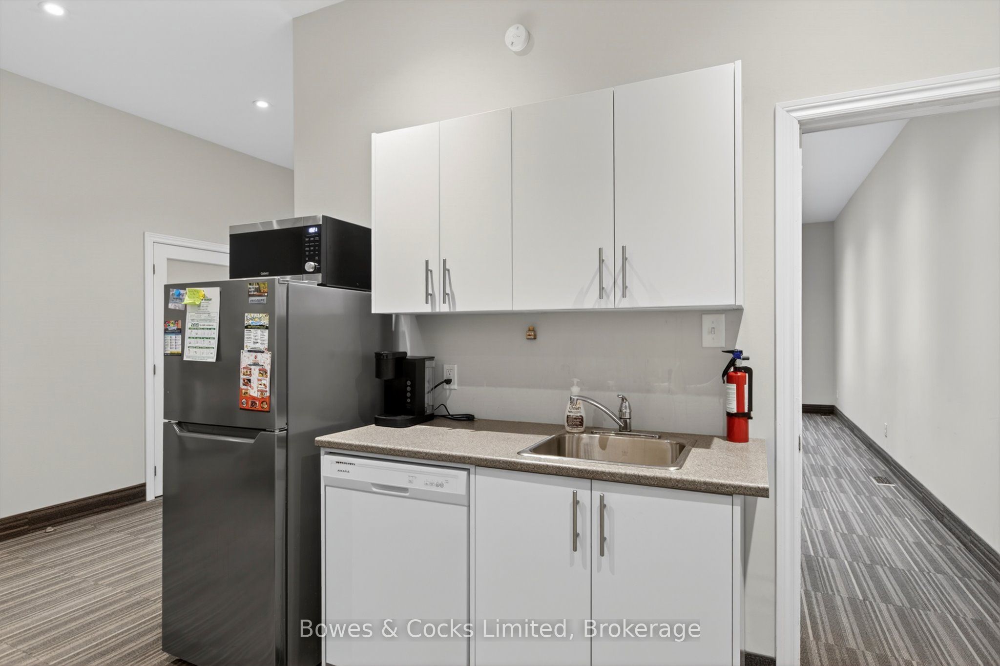 269 Charlotte Street Property Photo 24