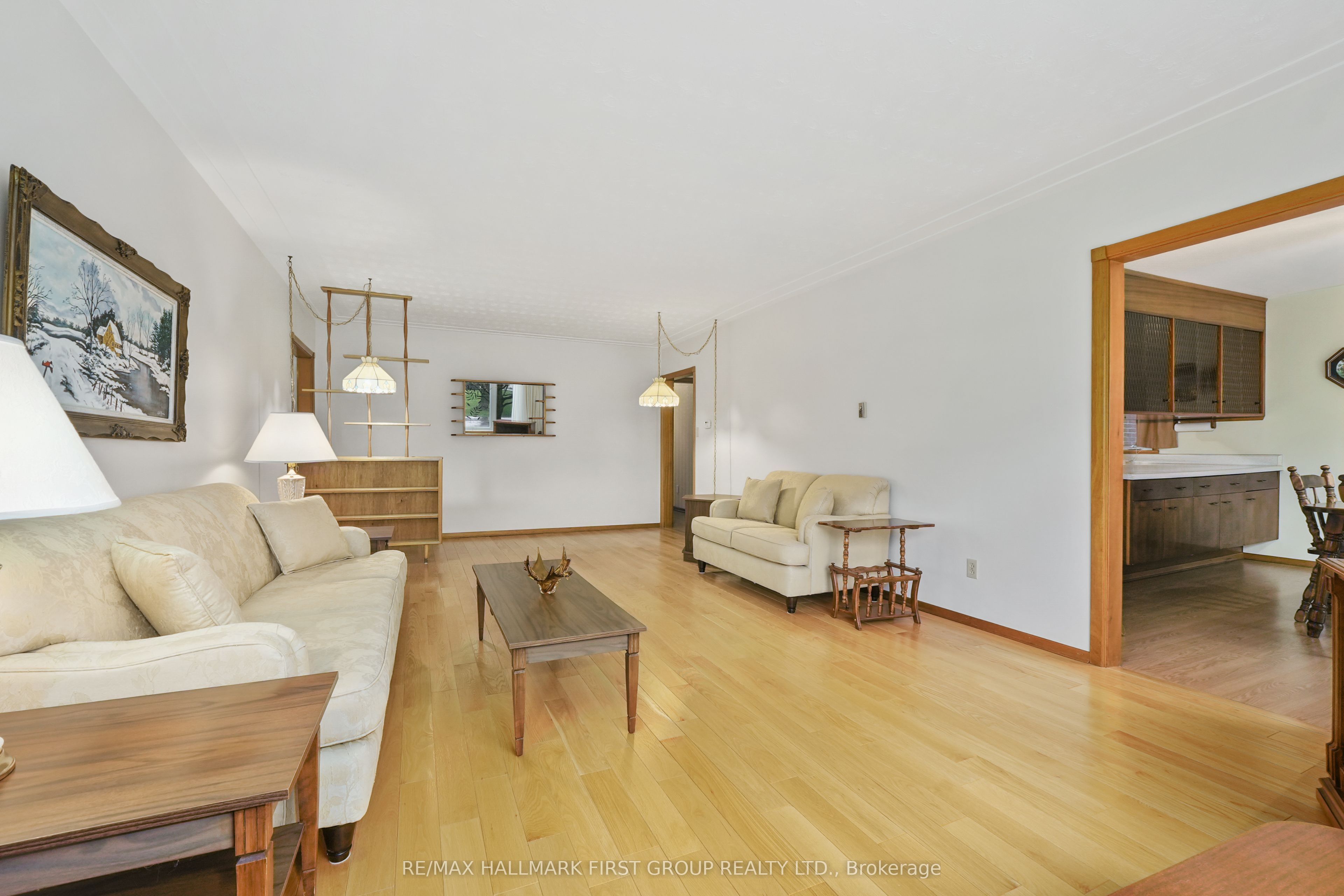 12 Maplewood Boulevard Property Photo 15