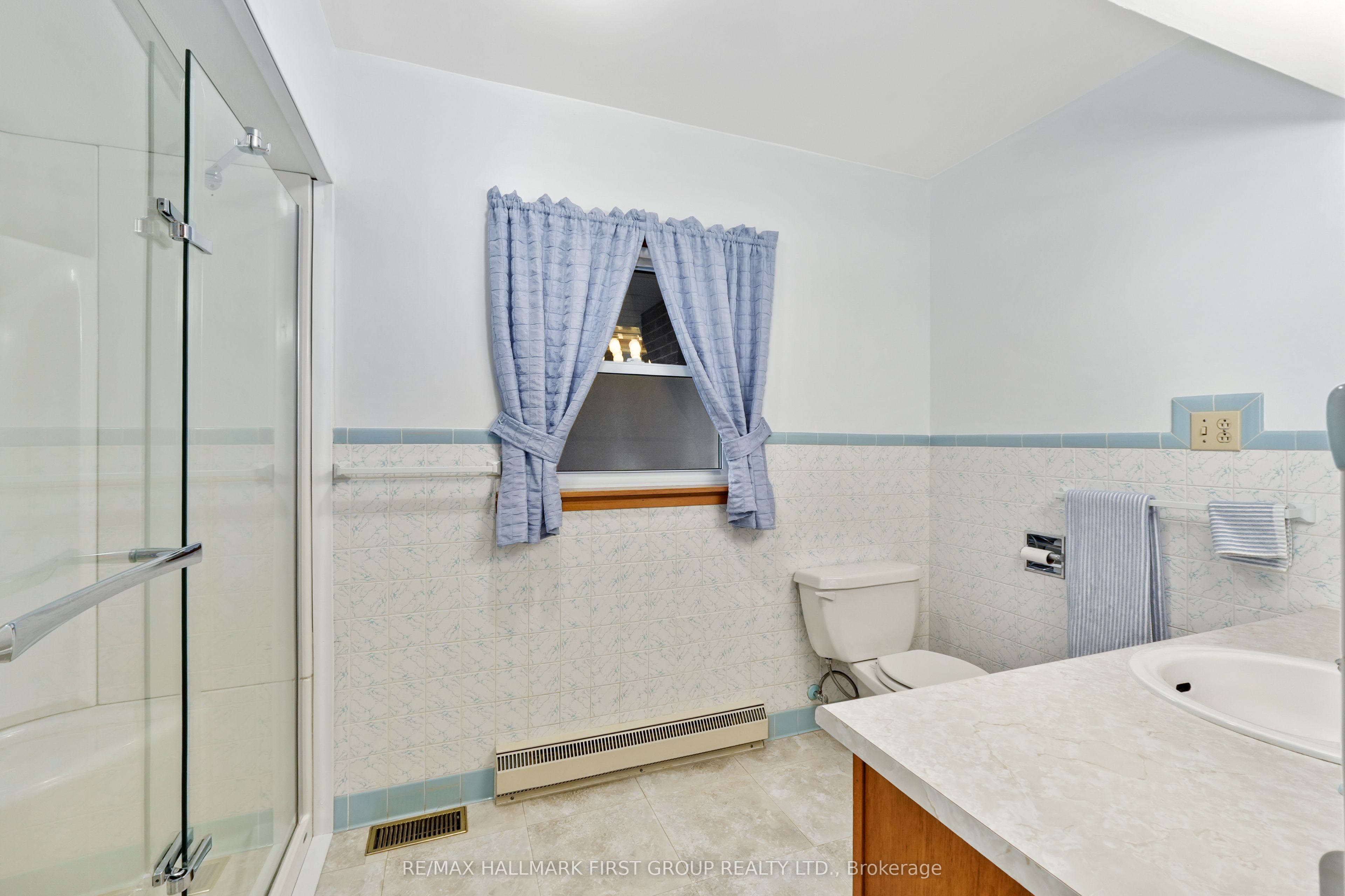 12 Maplewood Boulevard Property Photo 22