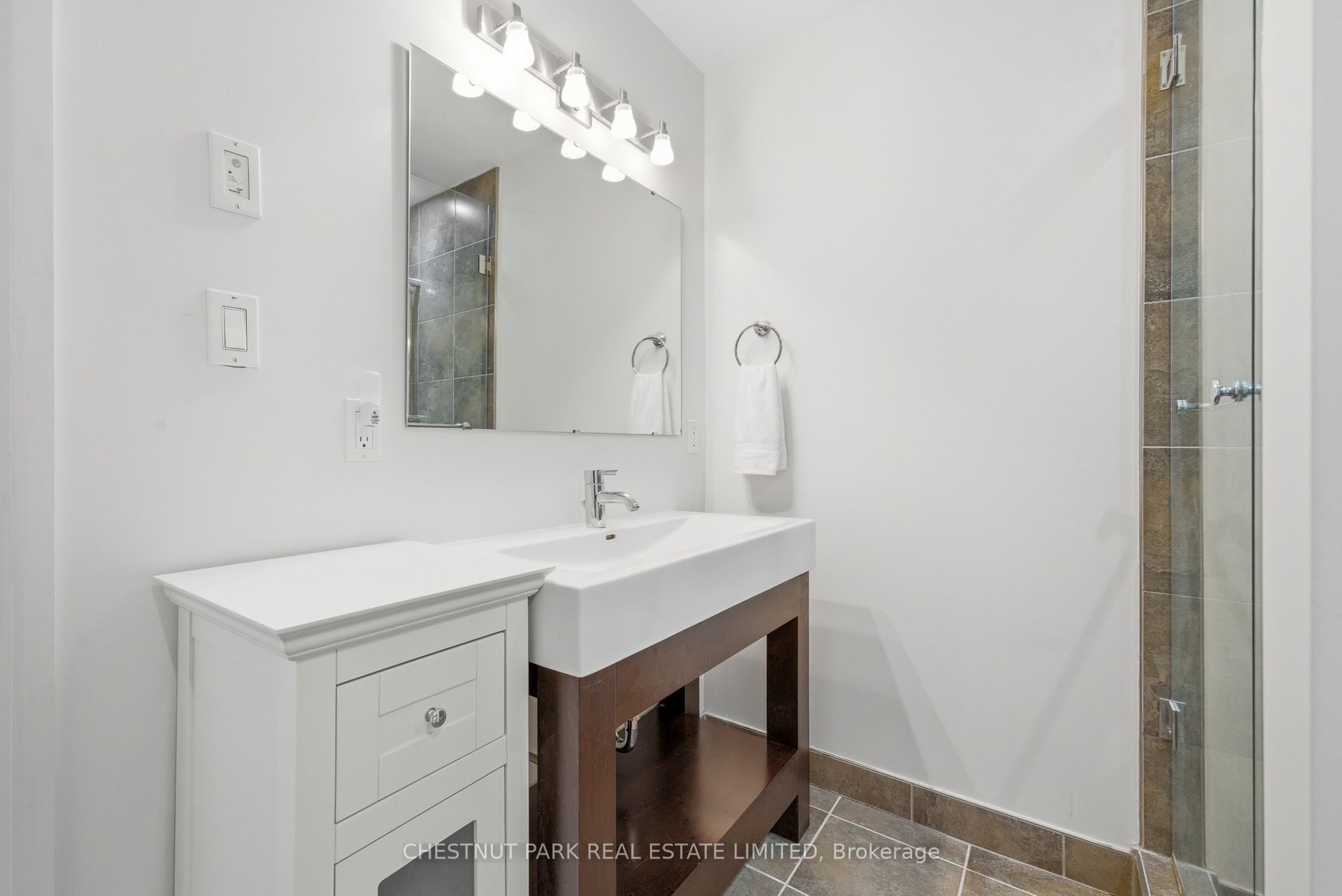 4 Bridge Street 2 Property Photo 45
