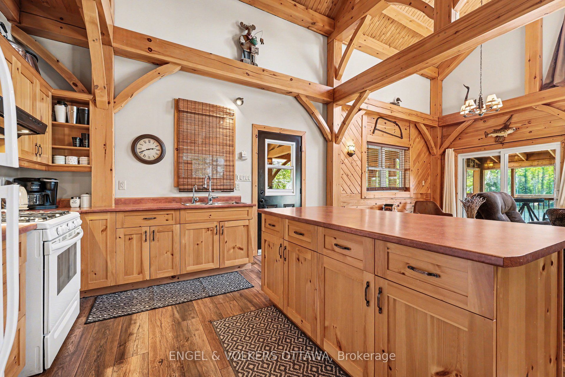 1244 Marshall Lane Property Photo 15
