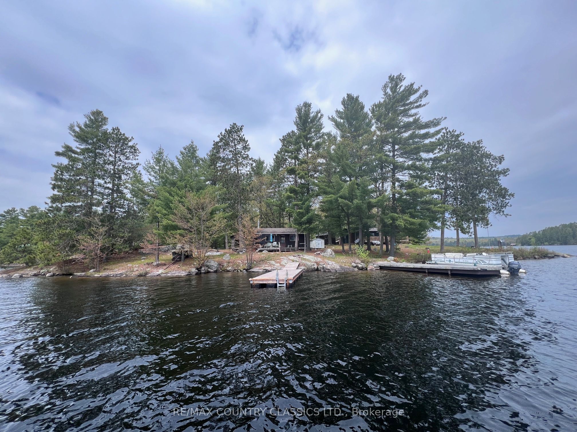 910 Weslemkoon Lake Property Photo 1