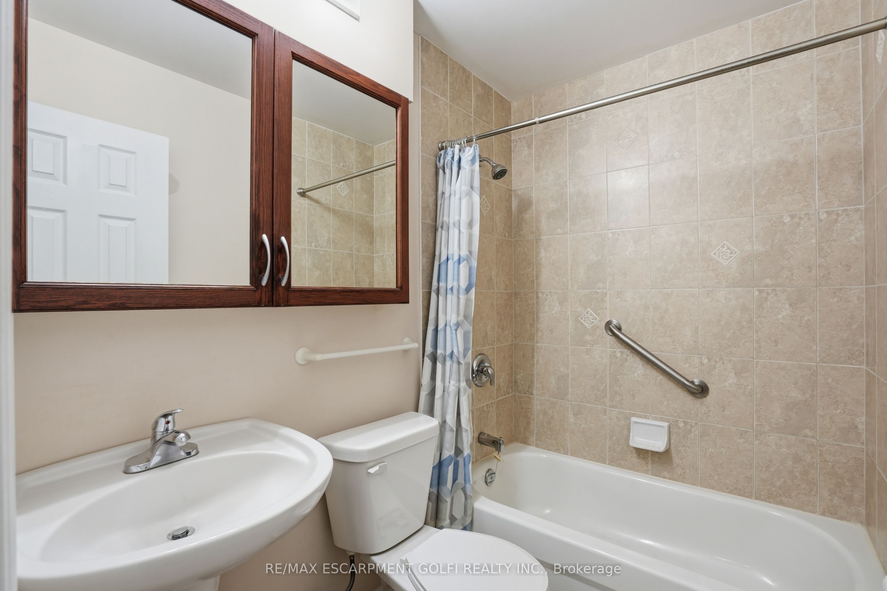 793 Colborne Street E 512 Property Photo 20