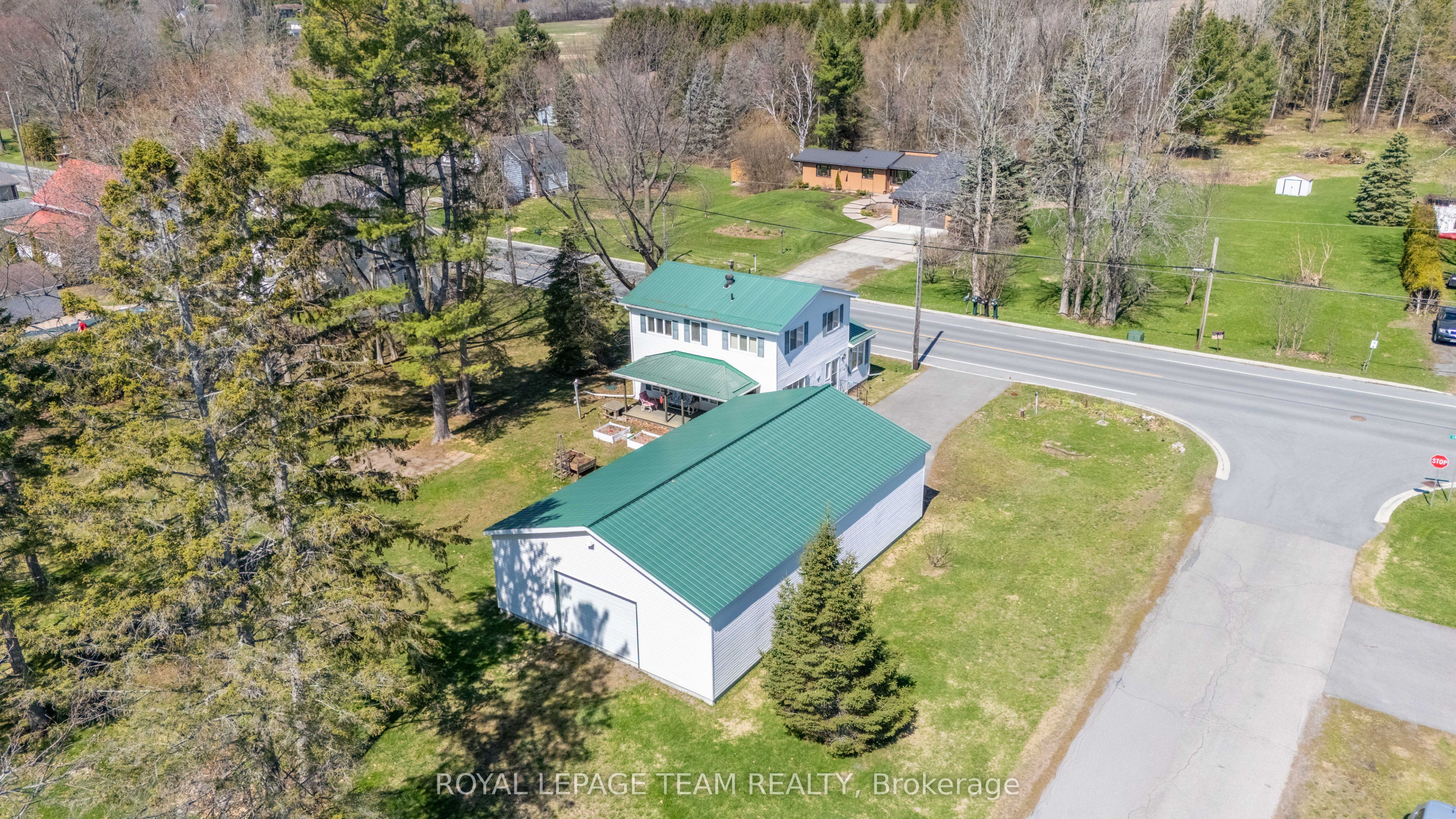 12106 Lakeshore Drive Property Photo 1