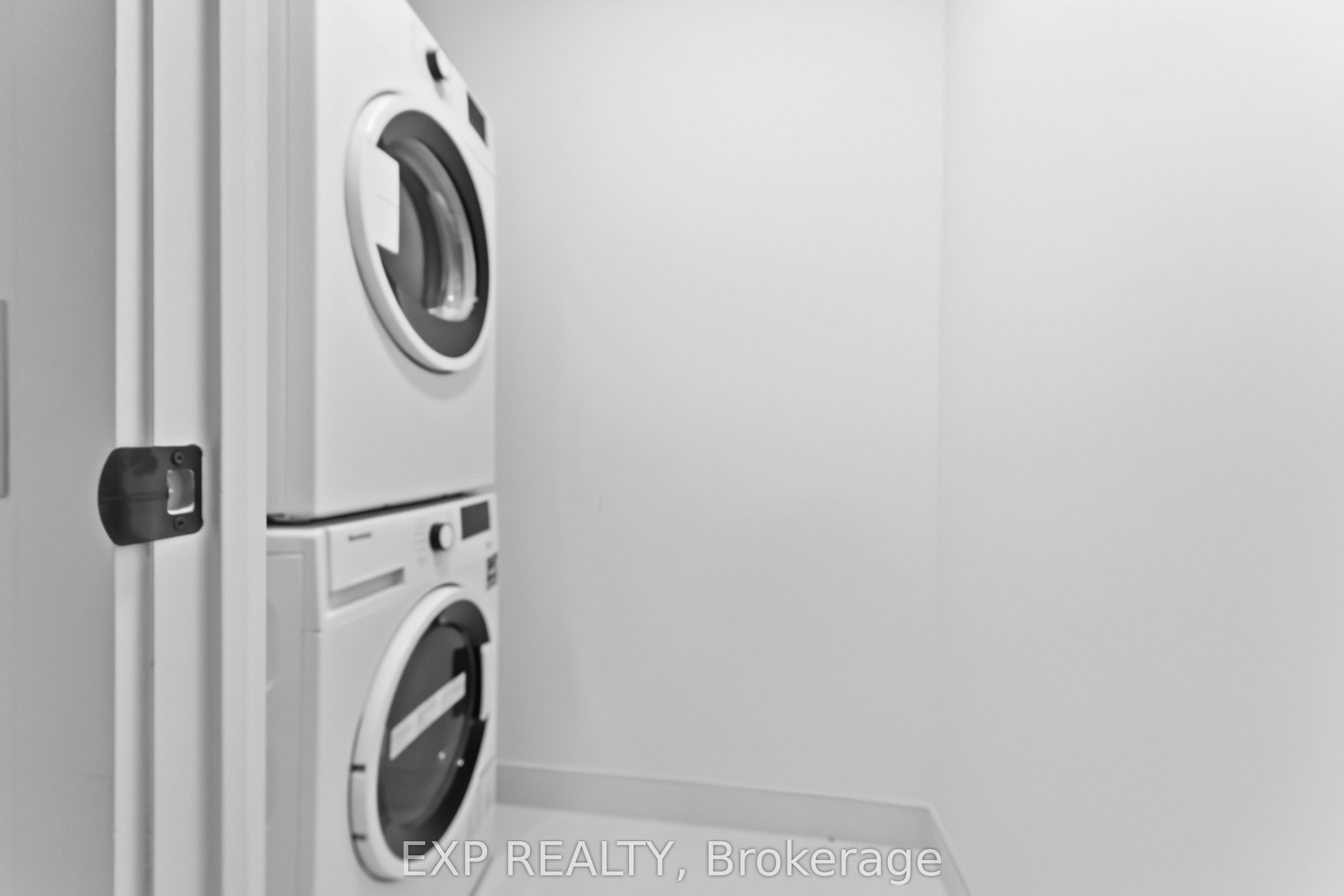 2782 Barton Street E 108 Property Photo 20