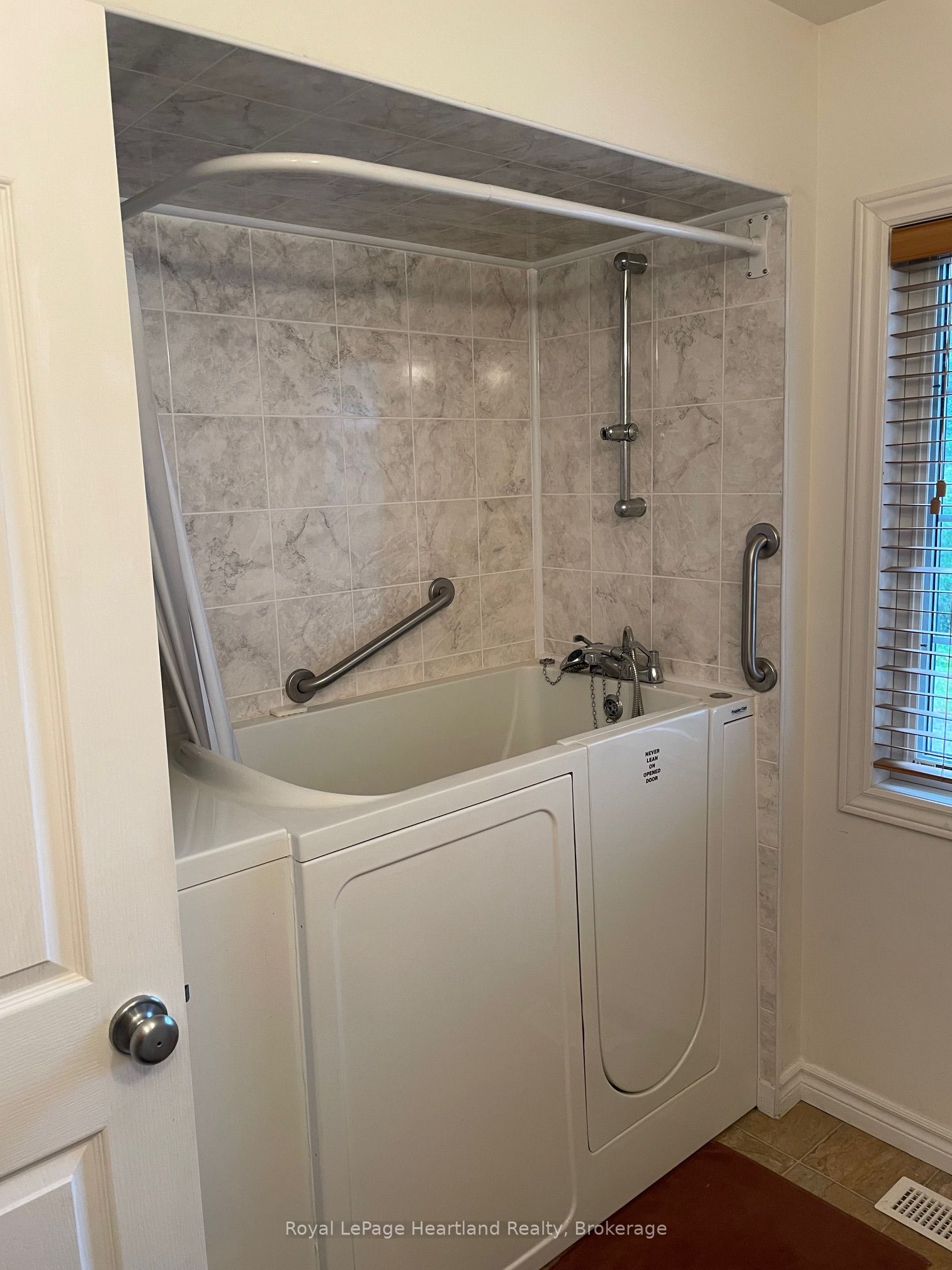 14 Garden Road Property Photo 26