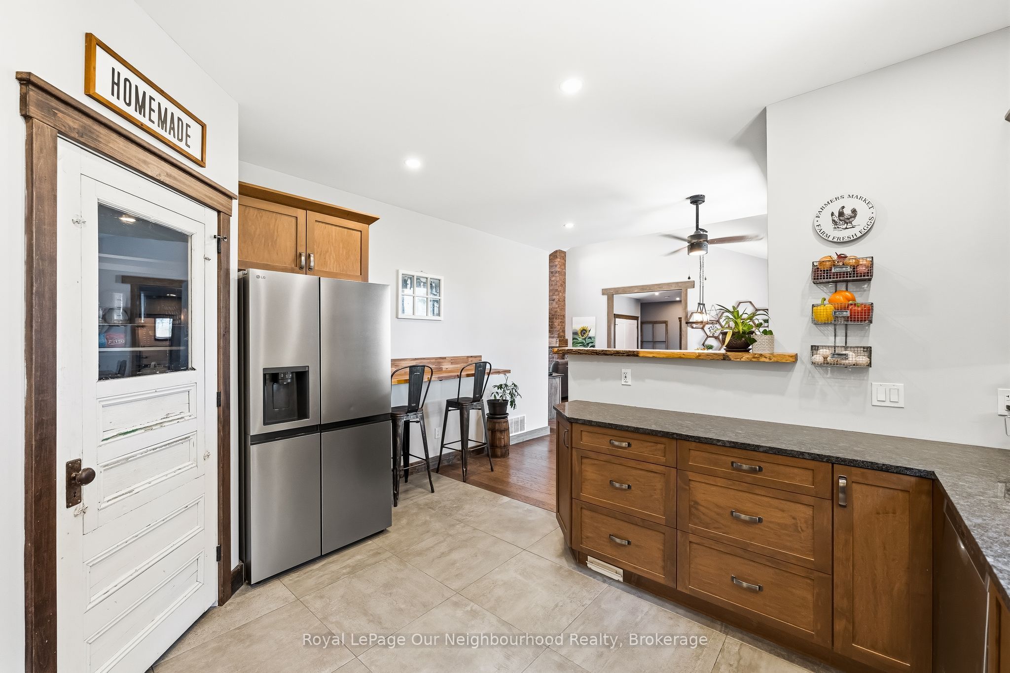 63 Hansen Road Property Photo 19