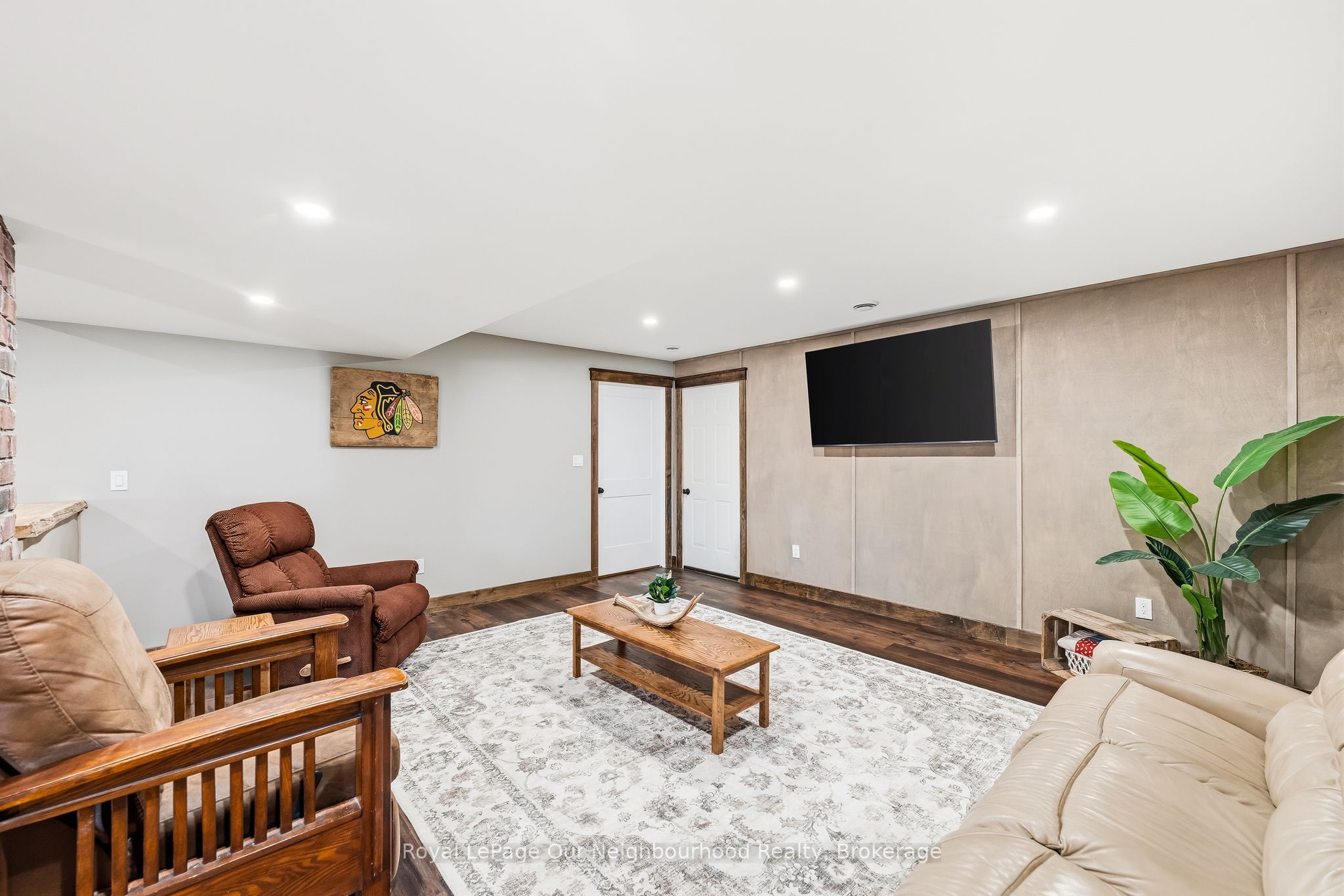 63 Hansen Road Property Photo 40