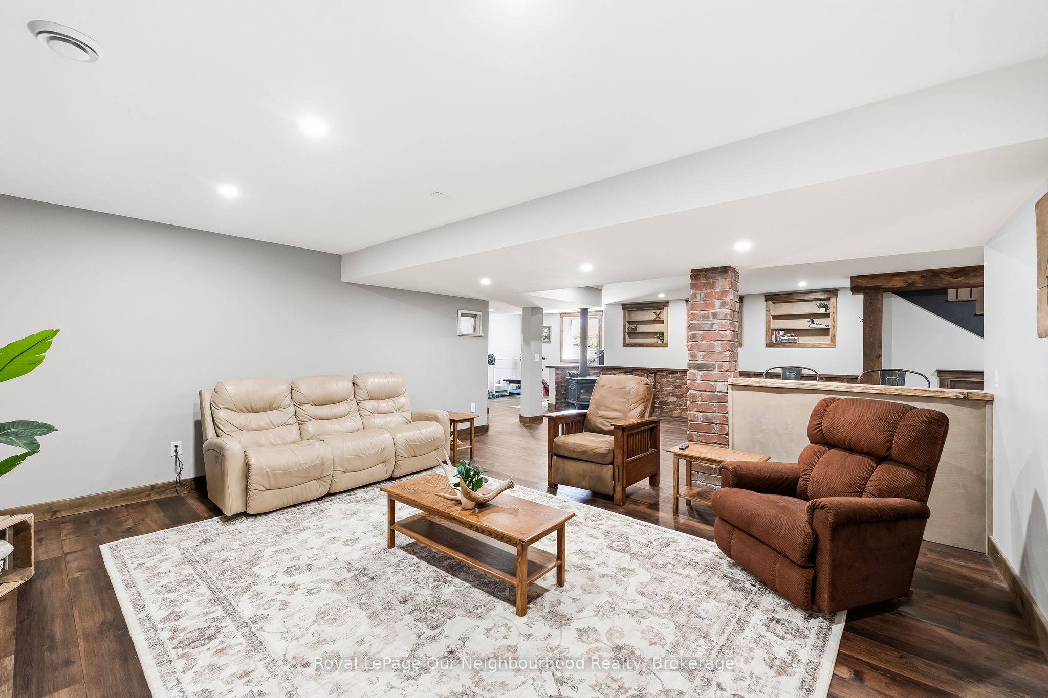 63 Hansen Road Property Photo 41