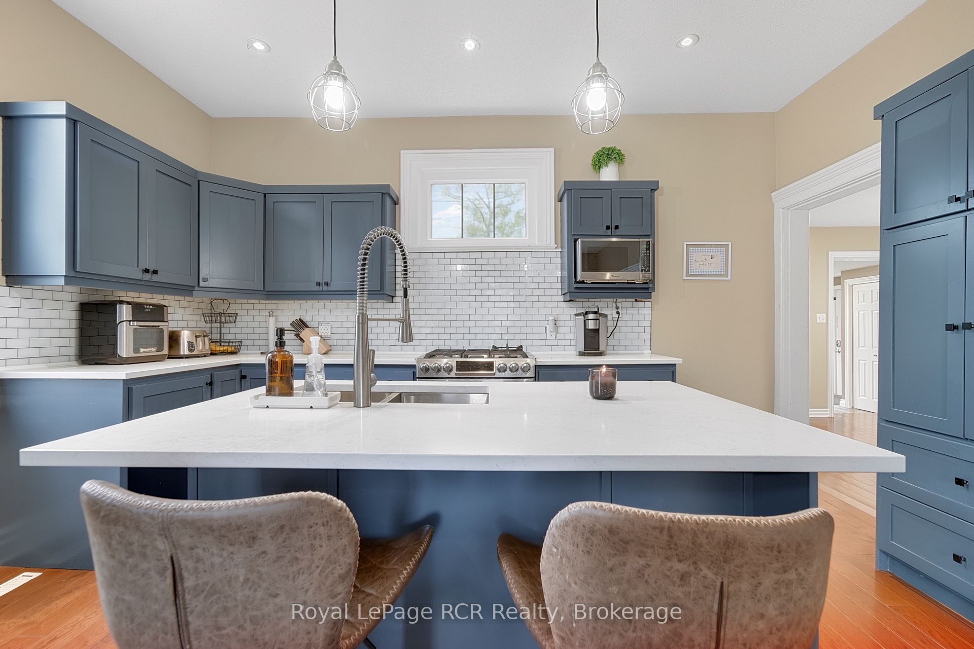 236 Andrew Street Property Photo 10