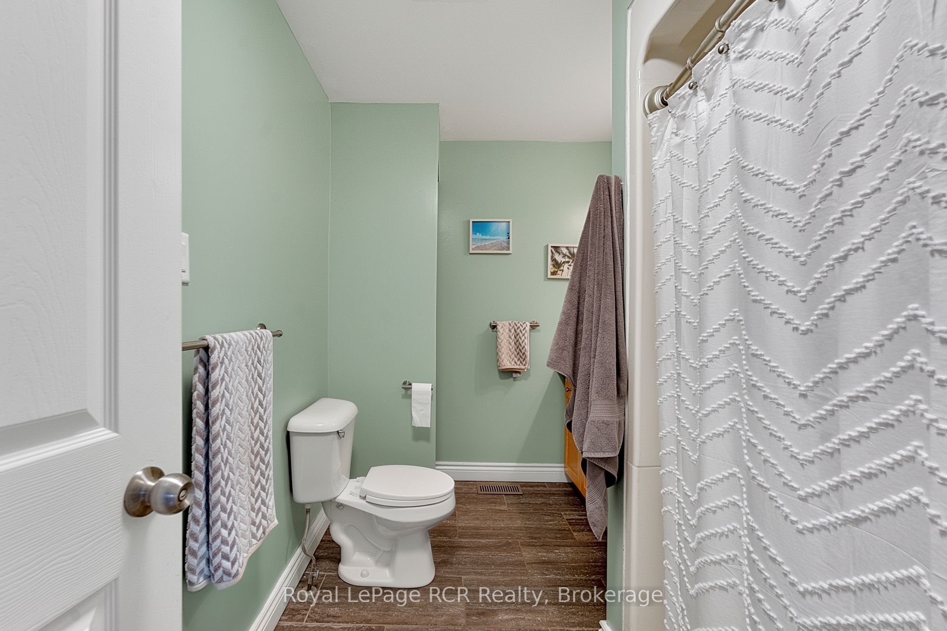 236 Andrew Street Property Photo 18
